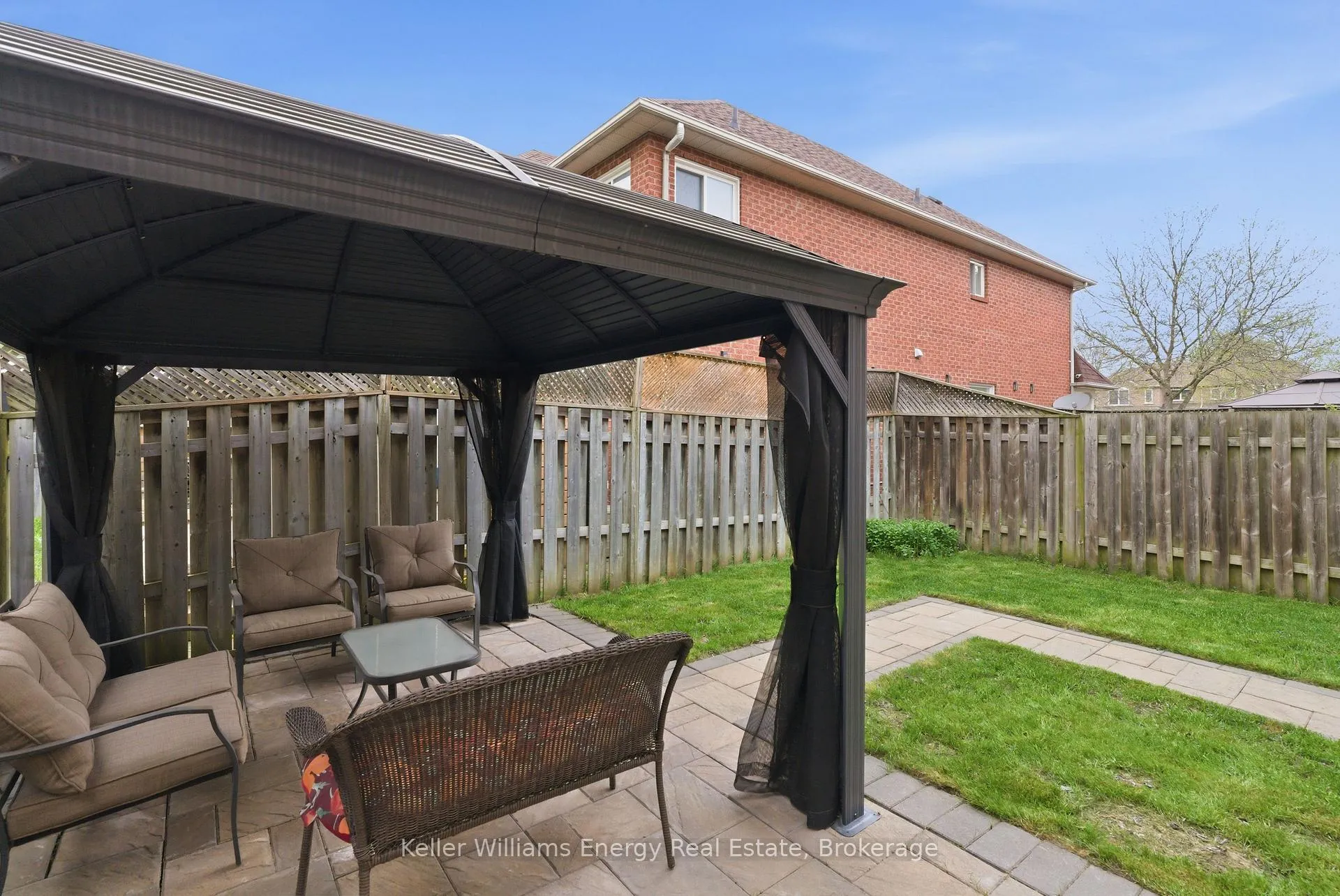 Photo 48 of 726 Craighurst Court, Pickering, Amberlea — HOMEH