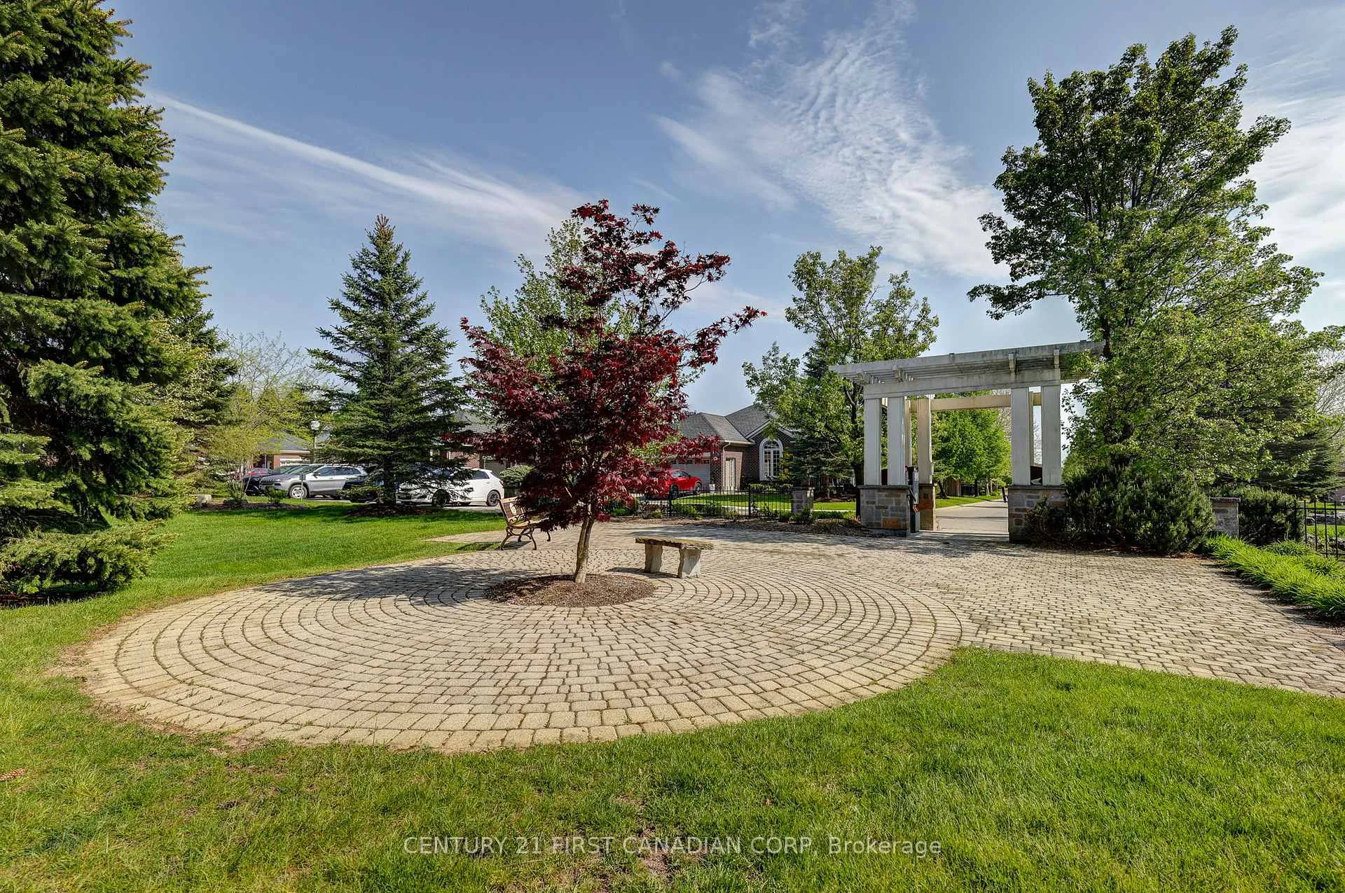 Photo 10 of Unit 11, 101 Southgate Parkway, St. Thomas — HOMEH