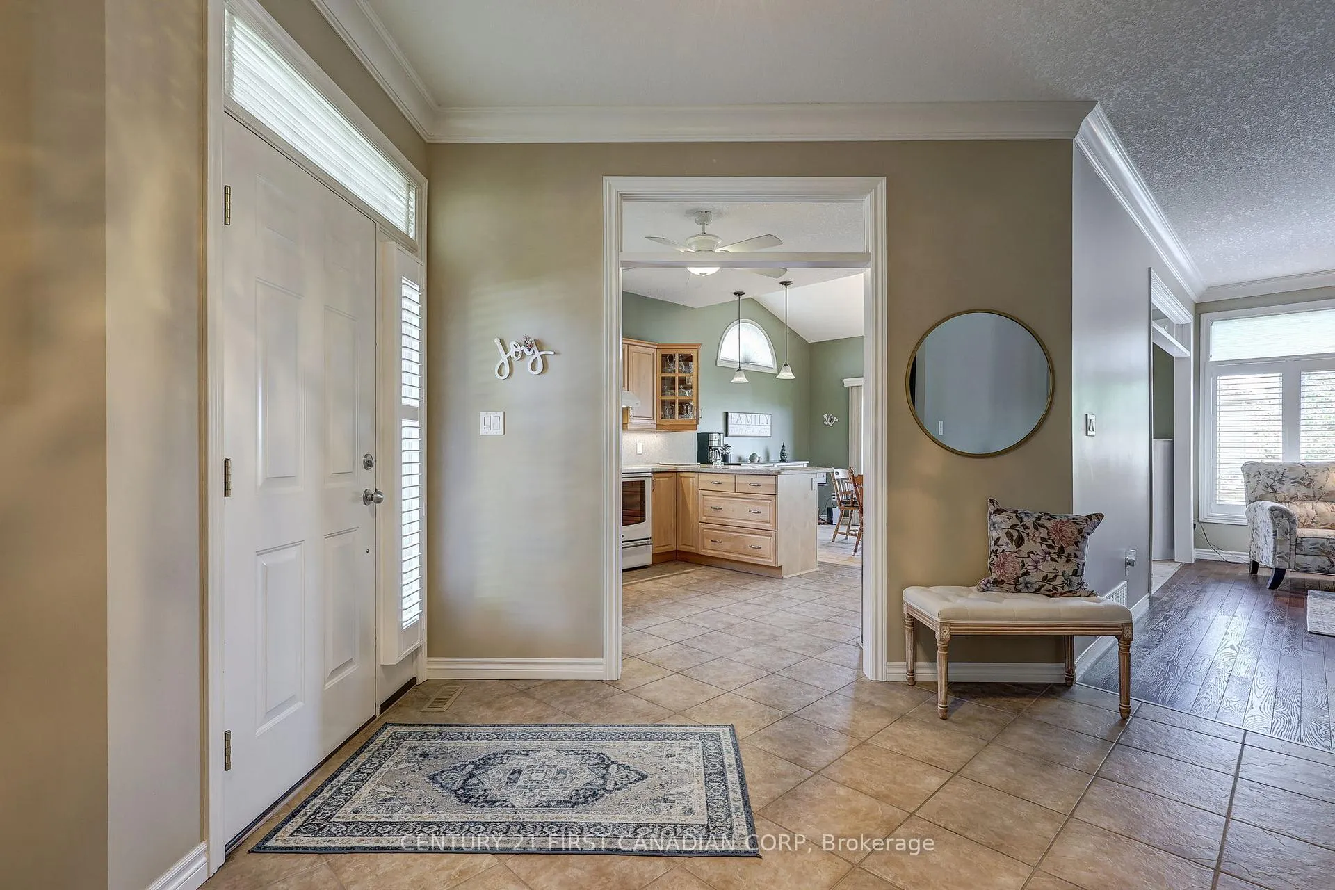 Photo 12 of Unit 11, 101 Southgate Parkway, St. Thomas — HOMEH