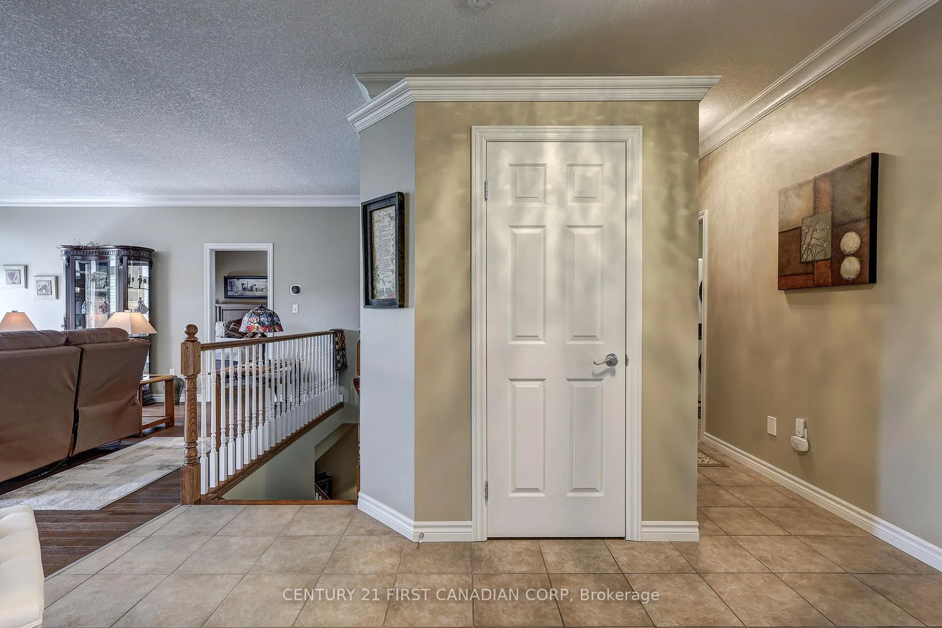 Photo 13 of Unit 11, 101 Southgate Parkway, St. Thomas — HOMEH