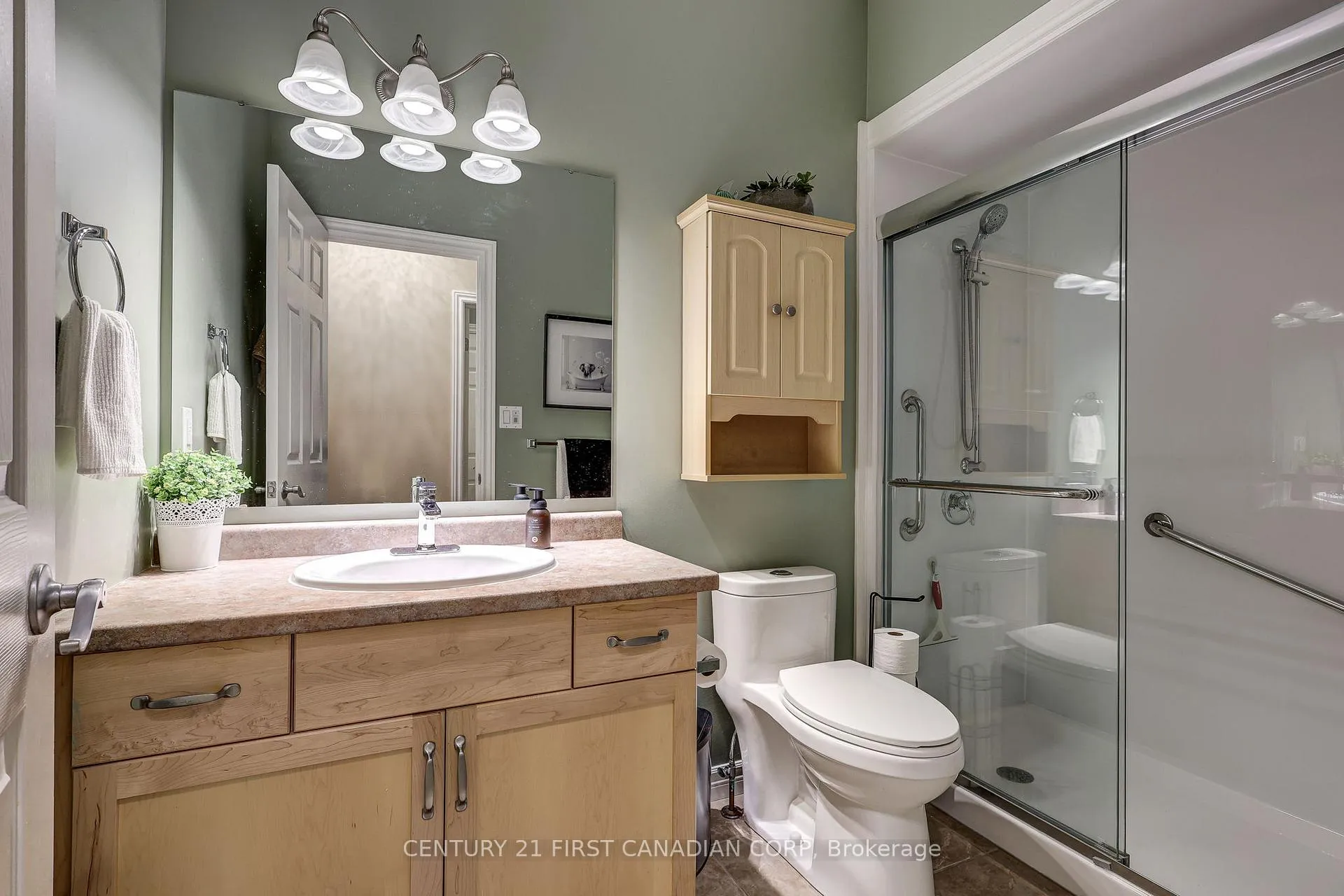 Photo 27 of Unit 11, 101 Southgate Parkway, St. Thomas — HOMEH