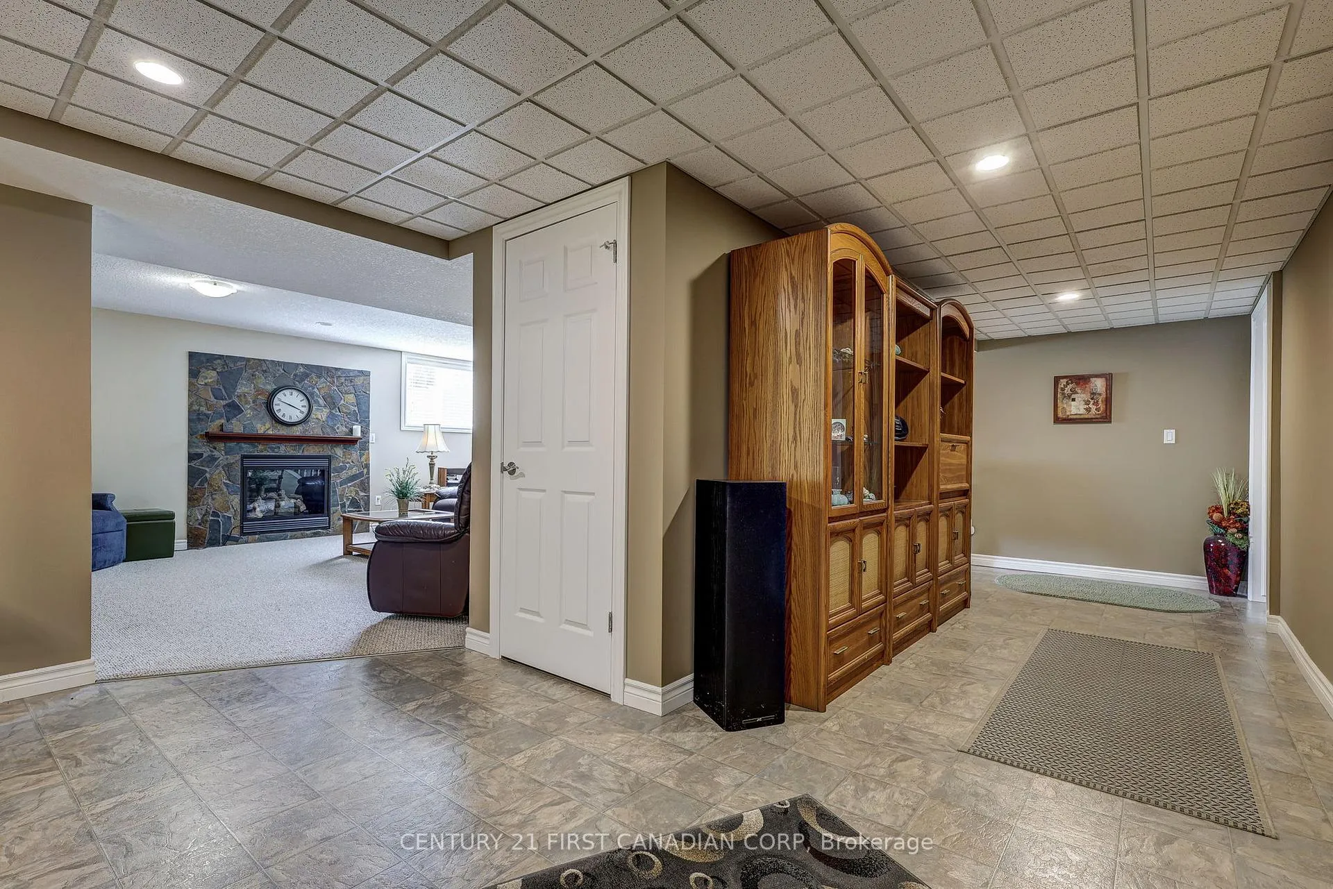Photo 34 of Unit 11, 101 Southgate Parkway, St. Thomas — HOMEH