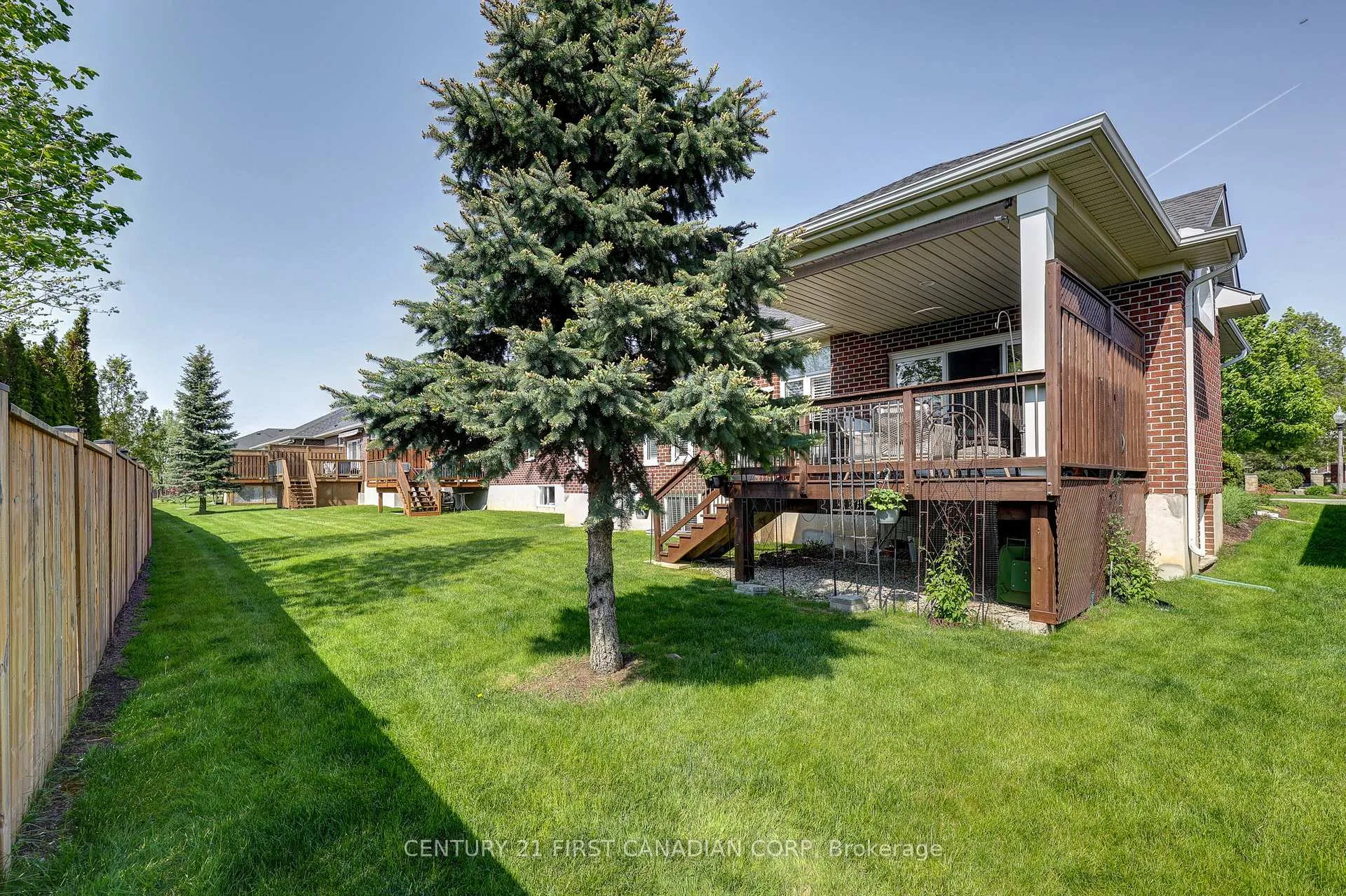 Photo 47 of Unit 11, 101 Southgate Parkway, St. Thomas — HOMEH