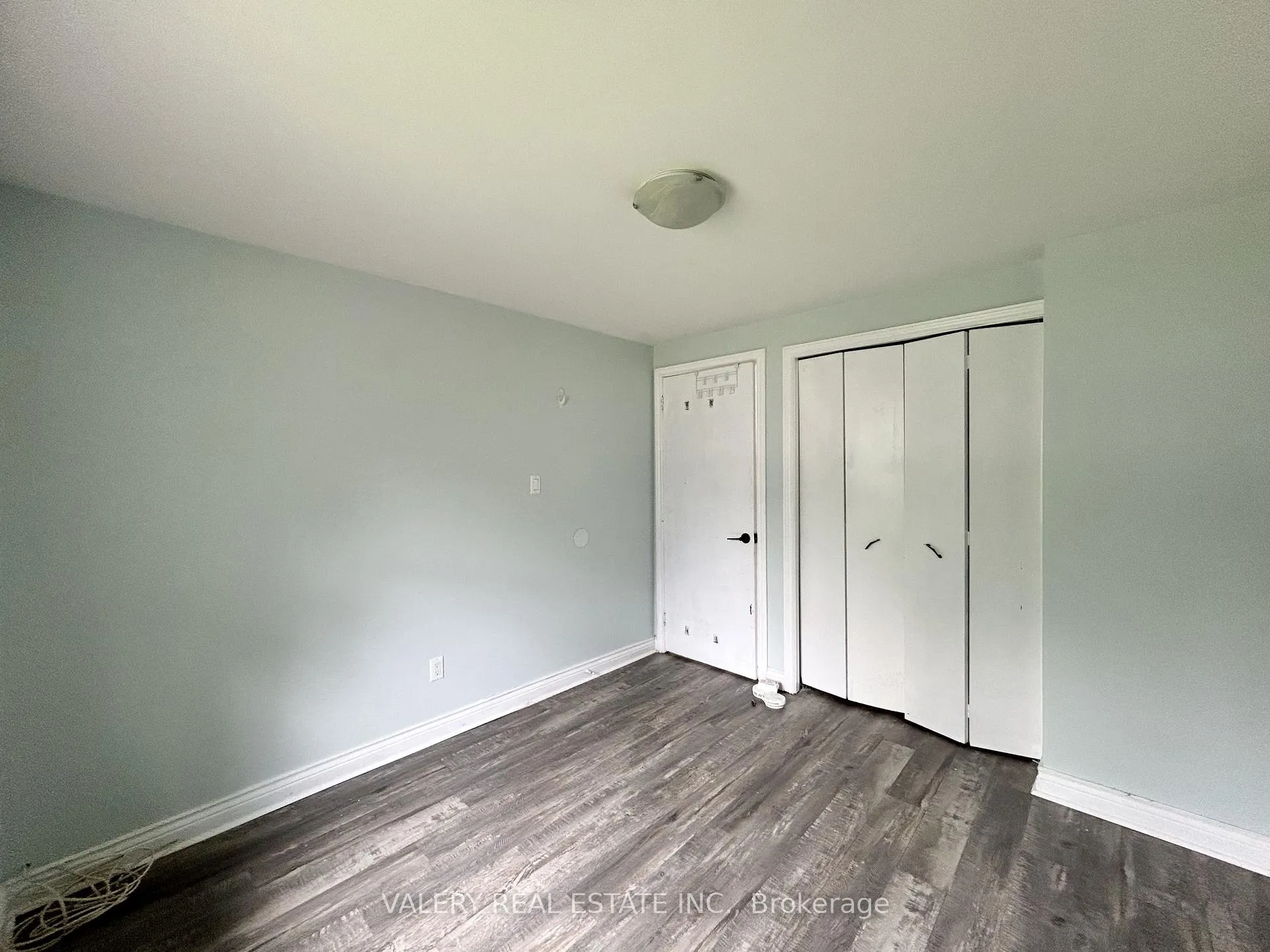 Photo 12 of Unit A, 63 Paperbirch Crescent, London, North K — HOMEH