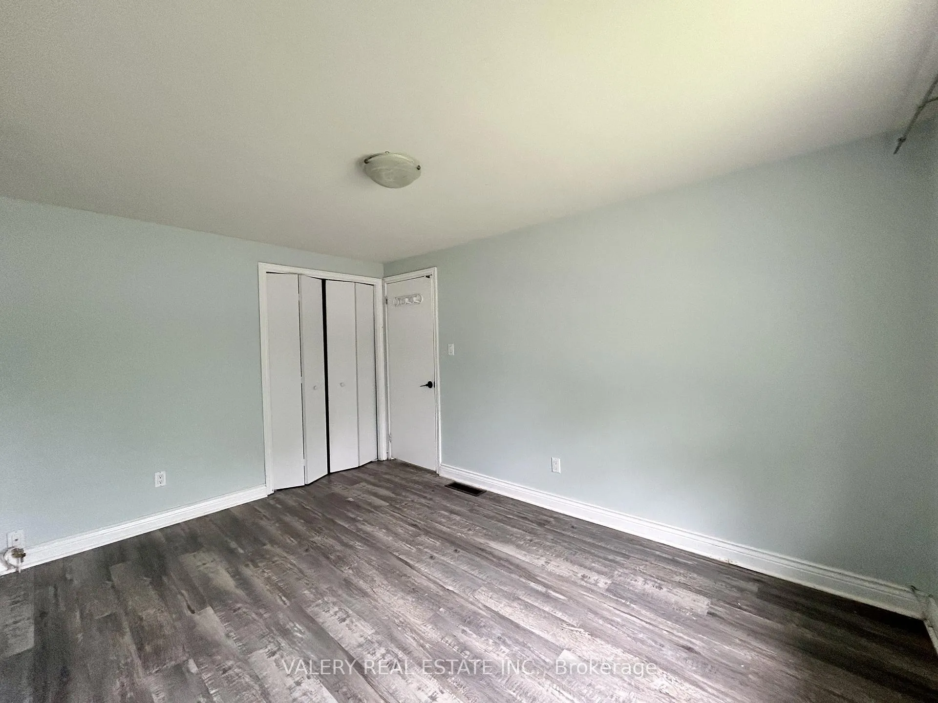 Photo 14 of Unit A, 63 Paperbirch Crescent, London, North K — HOMEH