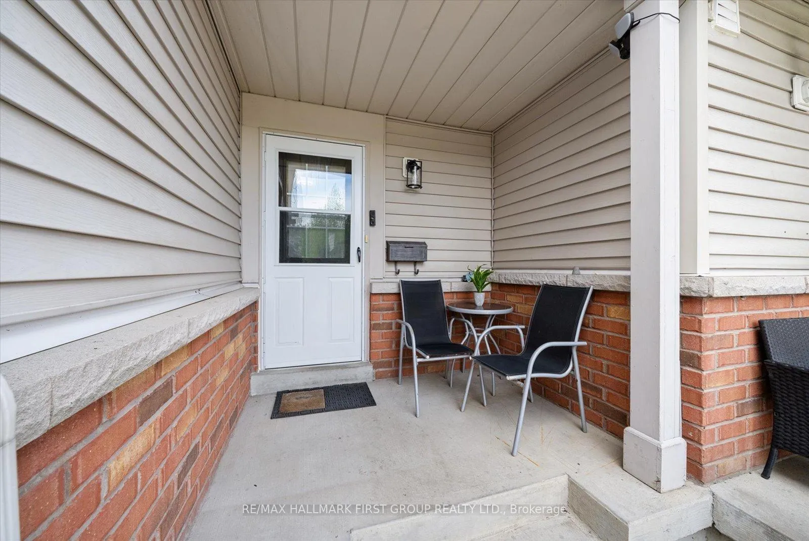 Photo 4 of 52 Anchorage Avenue, Whitby, Port Whitby — HOMEH
