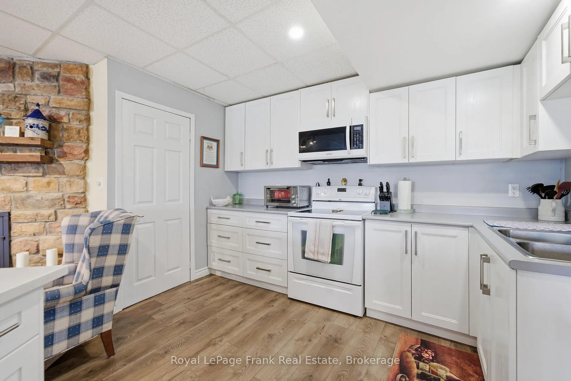 Photo 34 of 197 McGill Drive, Kawartha Lakes, Janetville — HOMEH