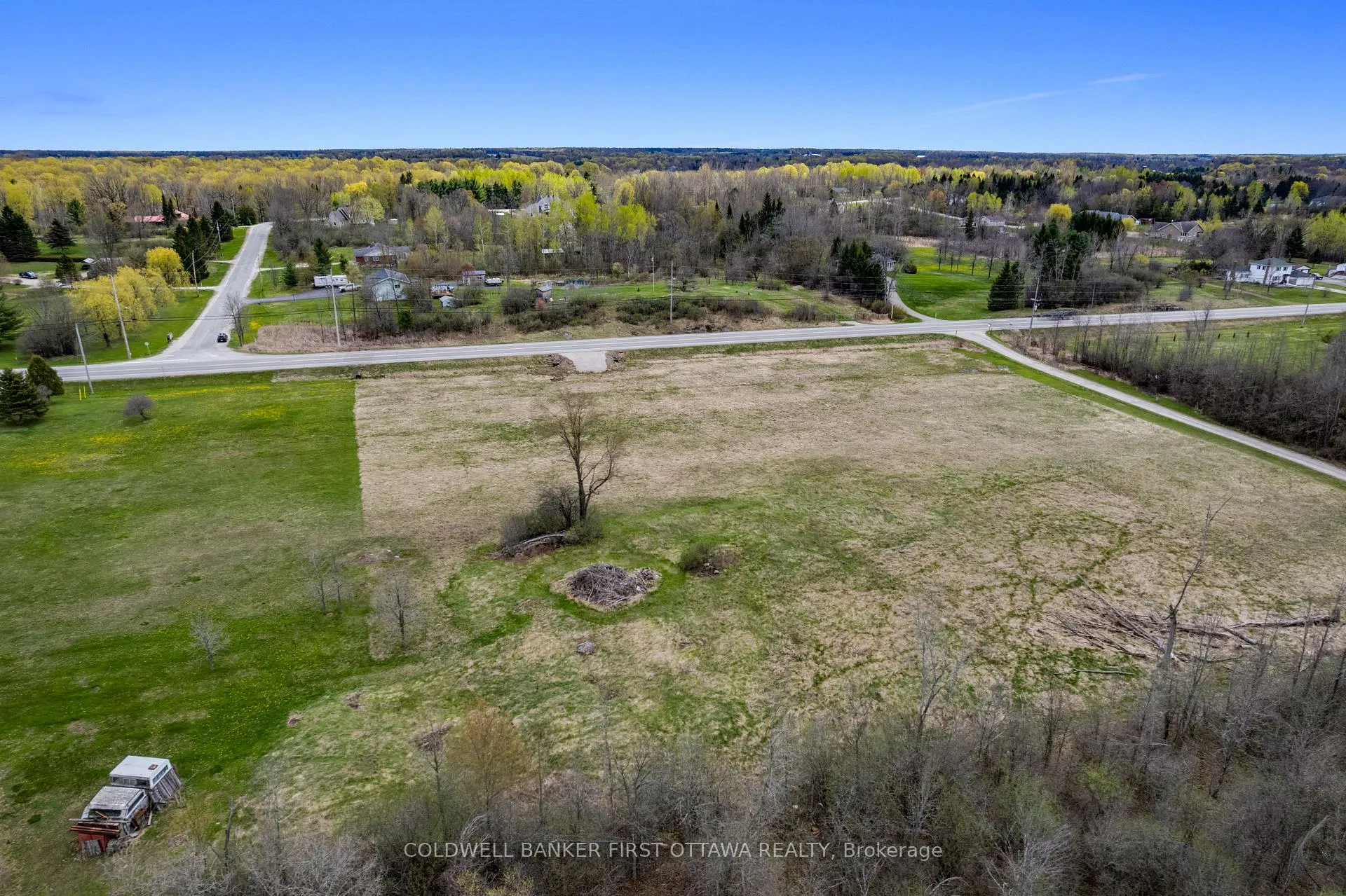 Photo 11 of 716 Christie Lake Road, Tay Valley, Bathurst/Burgess & Sherbrooke (Bathurst) Twp — HOMEH