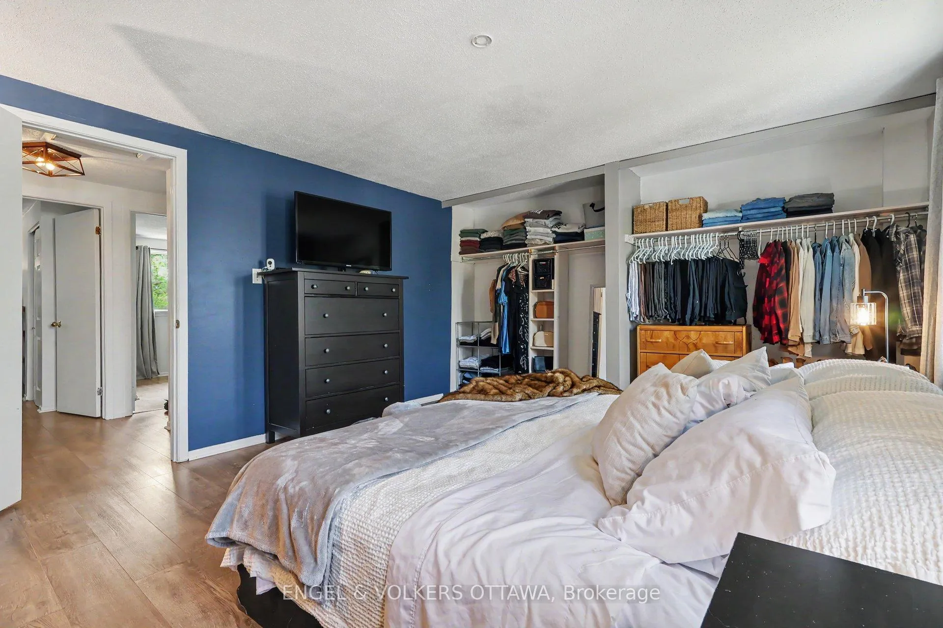 Photo 21 of 900 Borland Drive, Ottawa, Chatelaine Village — HOMEH
