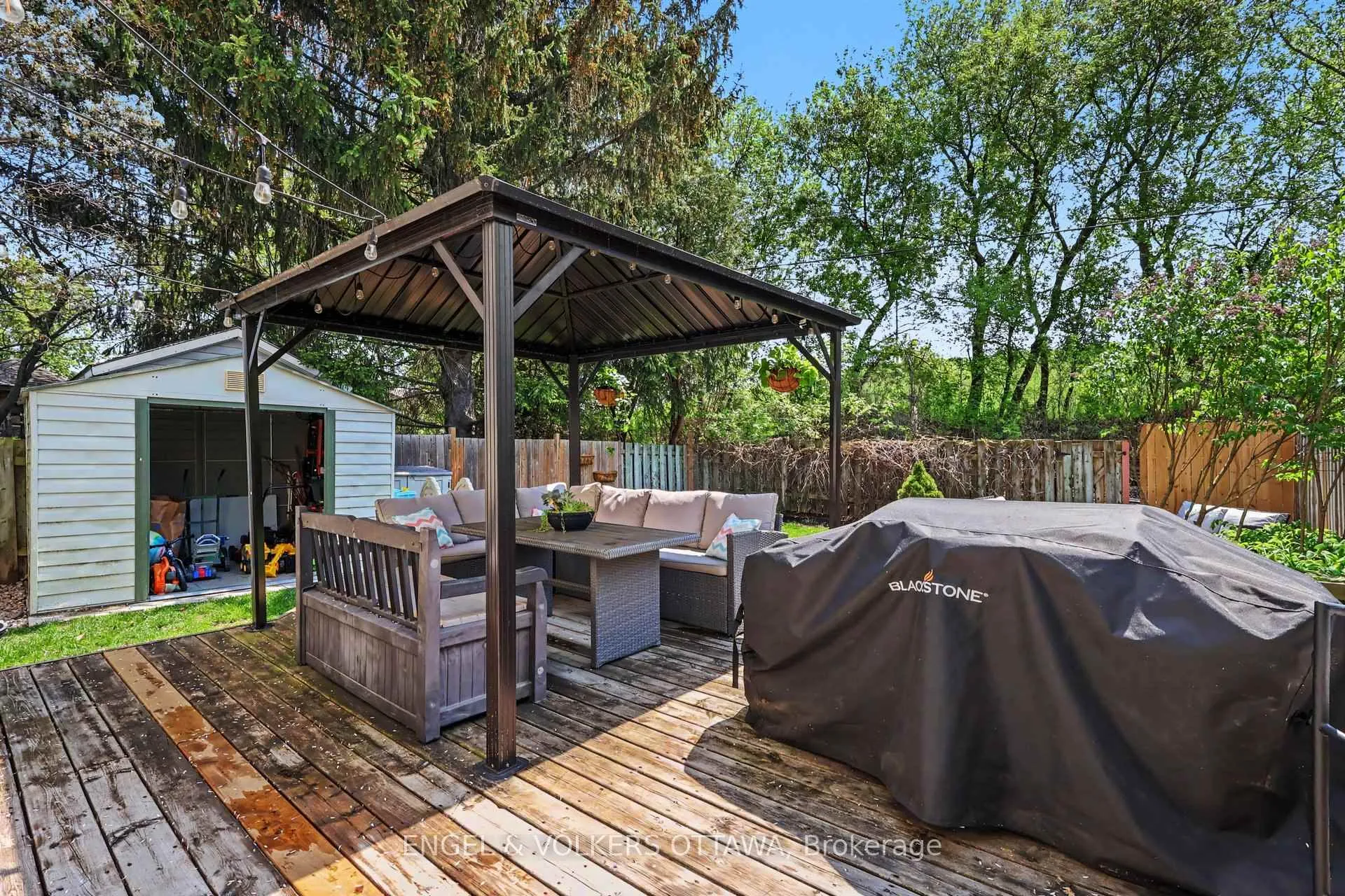 Photo 33 of 900 Borland Drive, Ottawa, Chatelaine Village — HOMEH