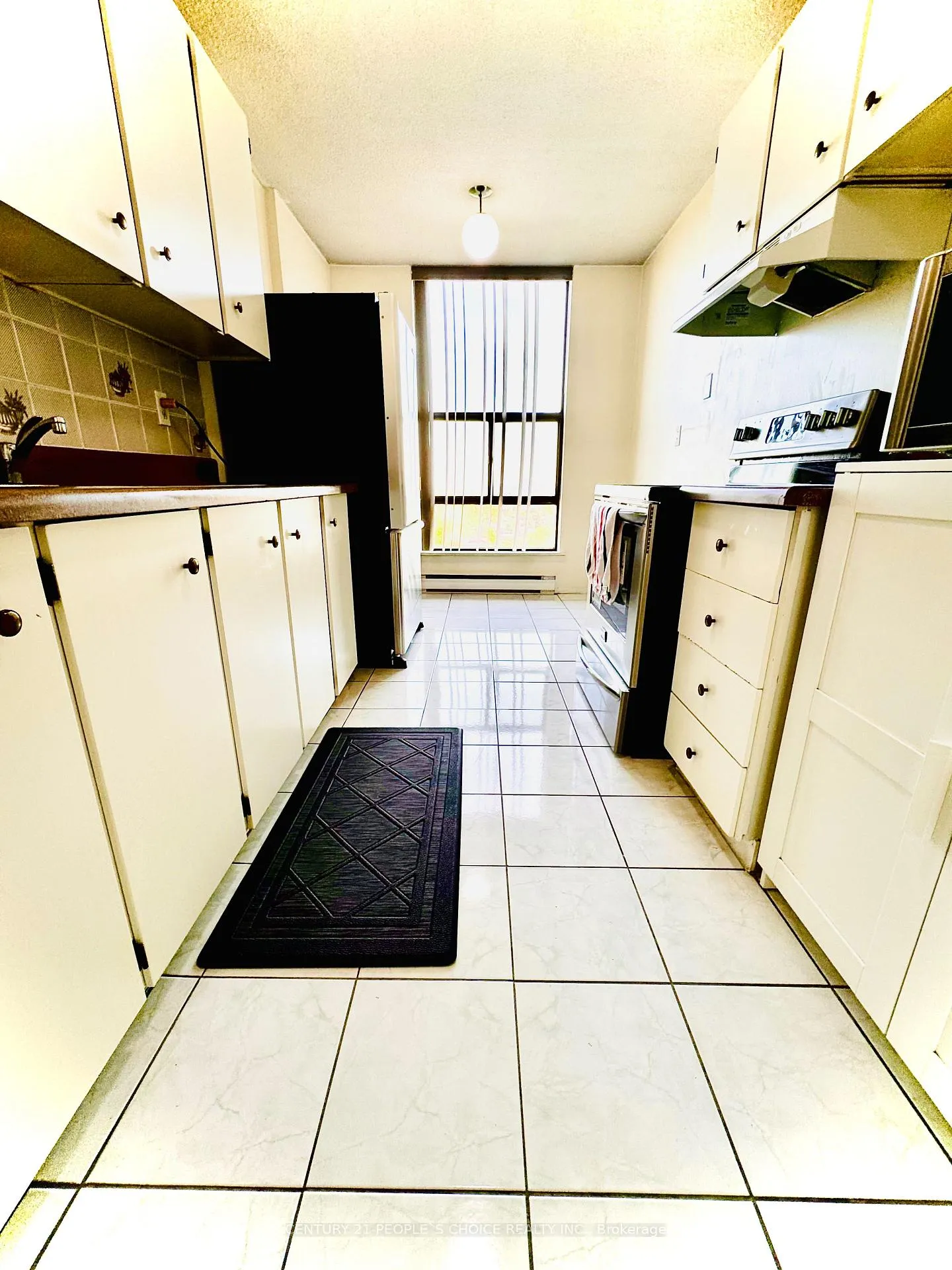 Photo 4 of Unit 1205, 21 Knightsbridge Road, Brampton, Queen Street Corridor — HOMEH