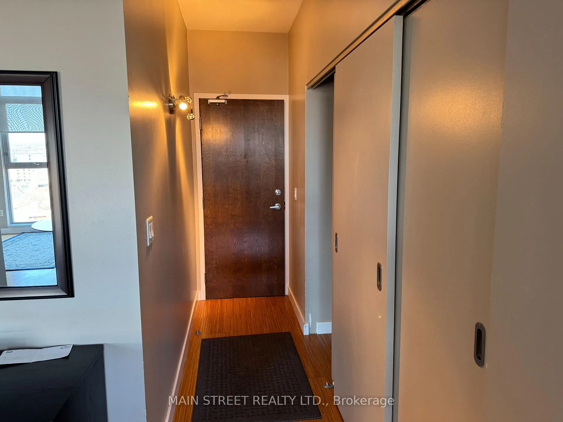Photo 4 of Unit 1109, 179 George Street, Ottawa, Lower Town/Byward Market — HOMEH