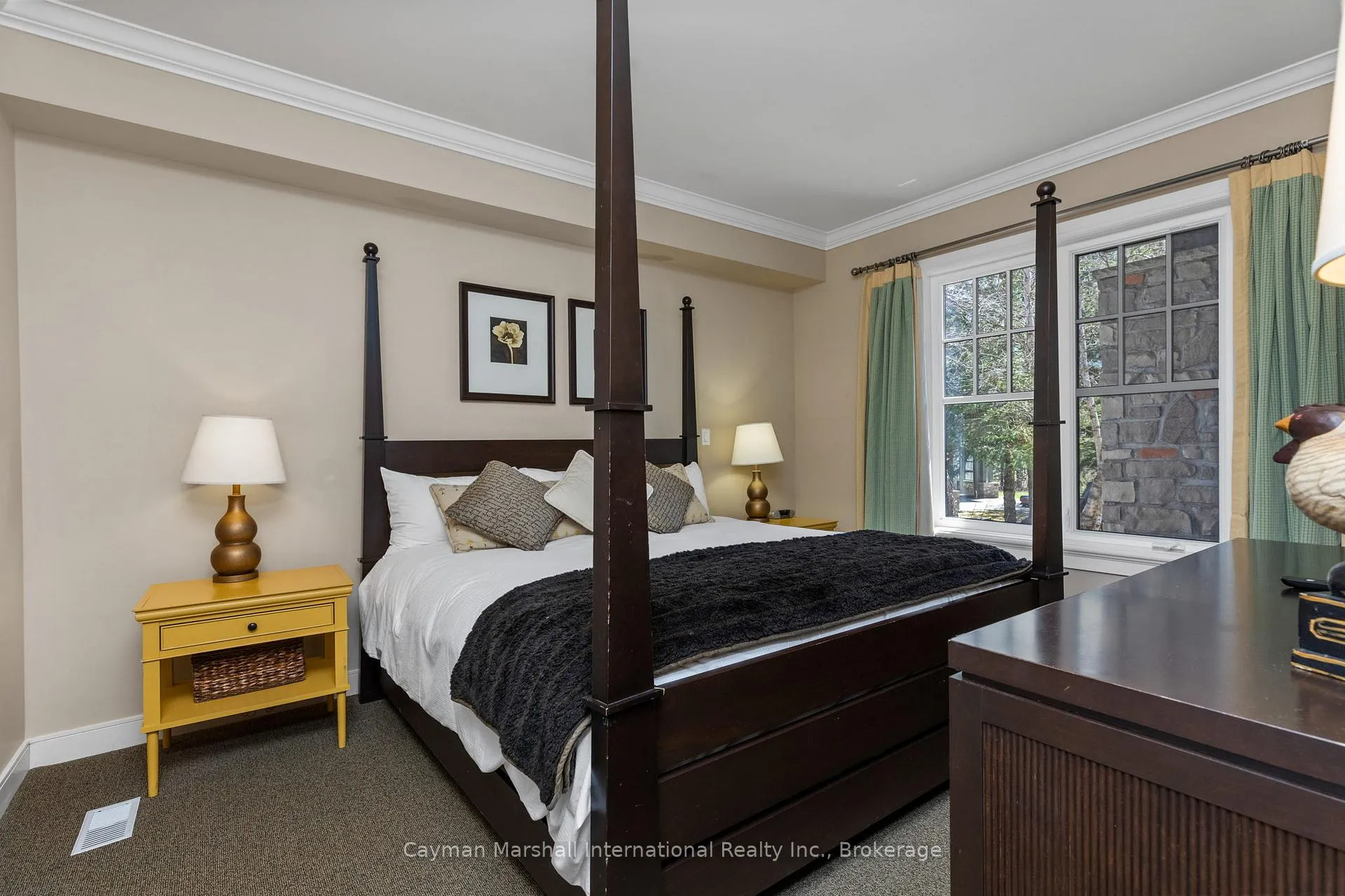 Photo 9 of 602 Glen Abbey Way, Seguin — HOMEH