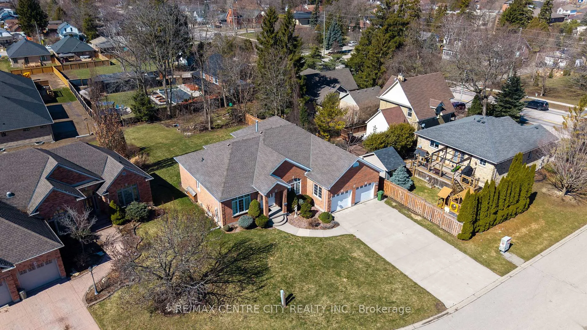 Photo 3 of 6 Huntington Terrace, St. Thomas — HOMEH