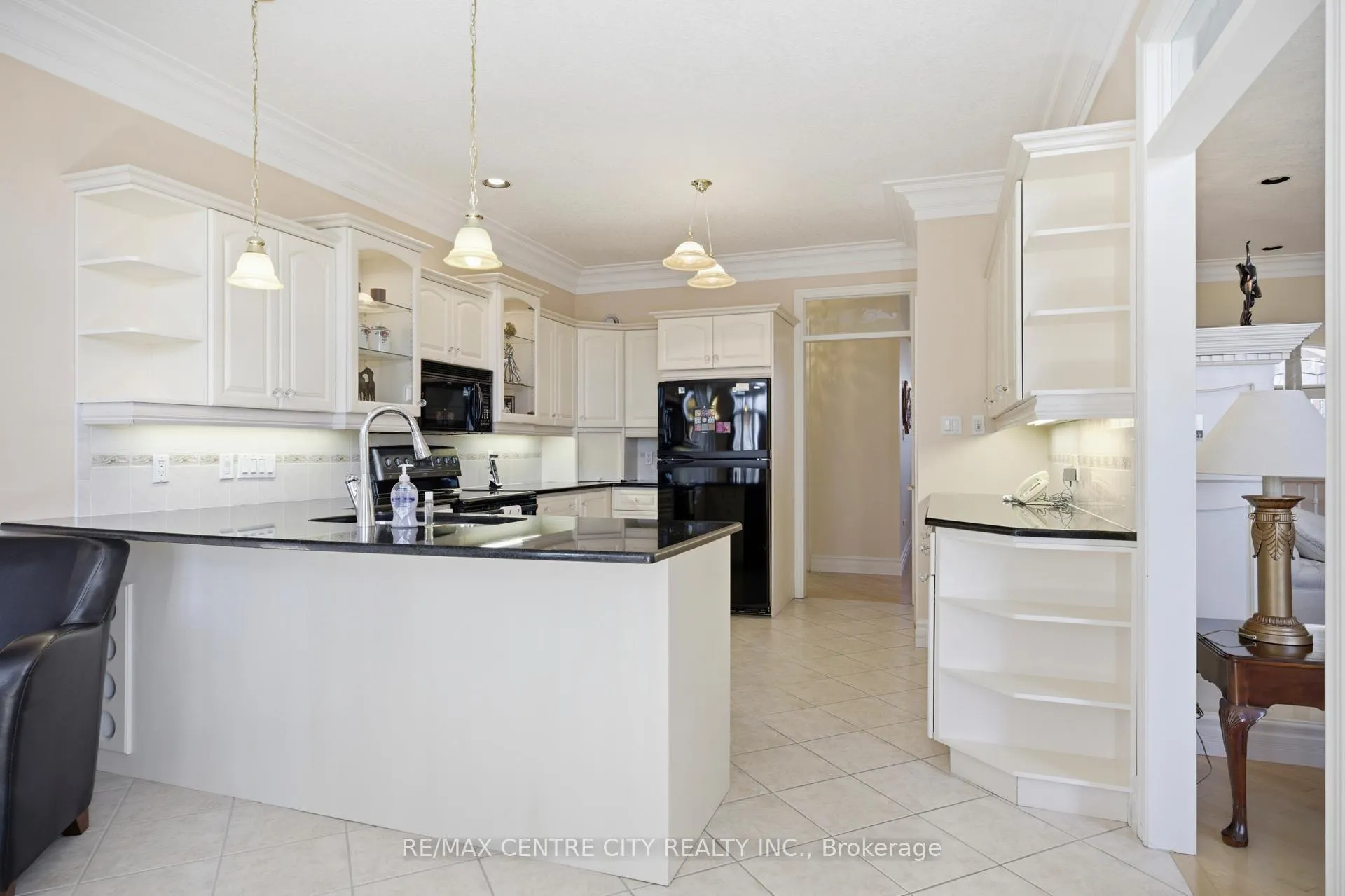 Photo 14 of 6 Huntington Terrace, St. Thomas — HOMEH