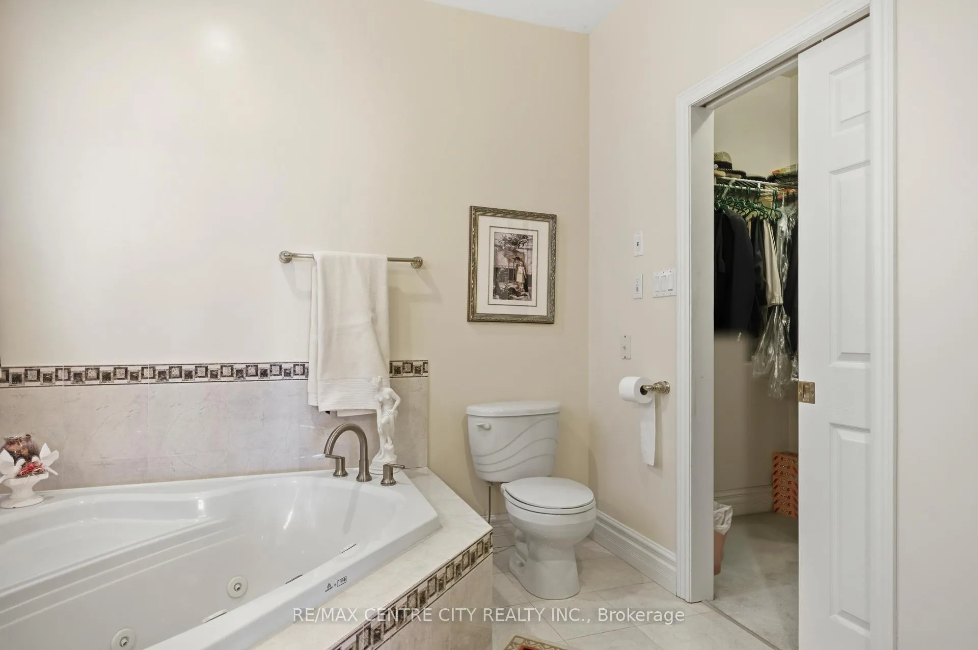 Photo 20 of 6 Huntington Terrace, St. Thomas — HOMEH