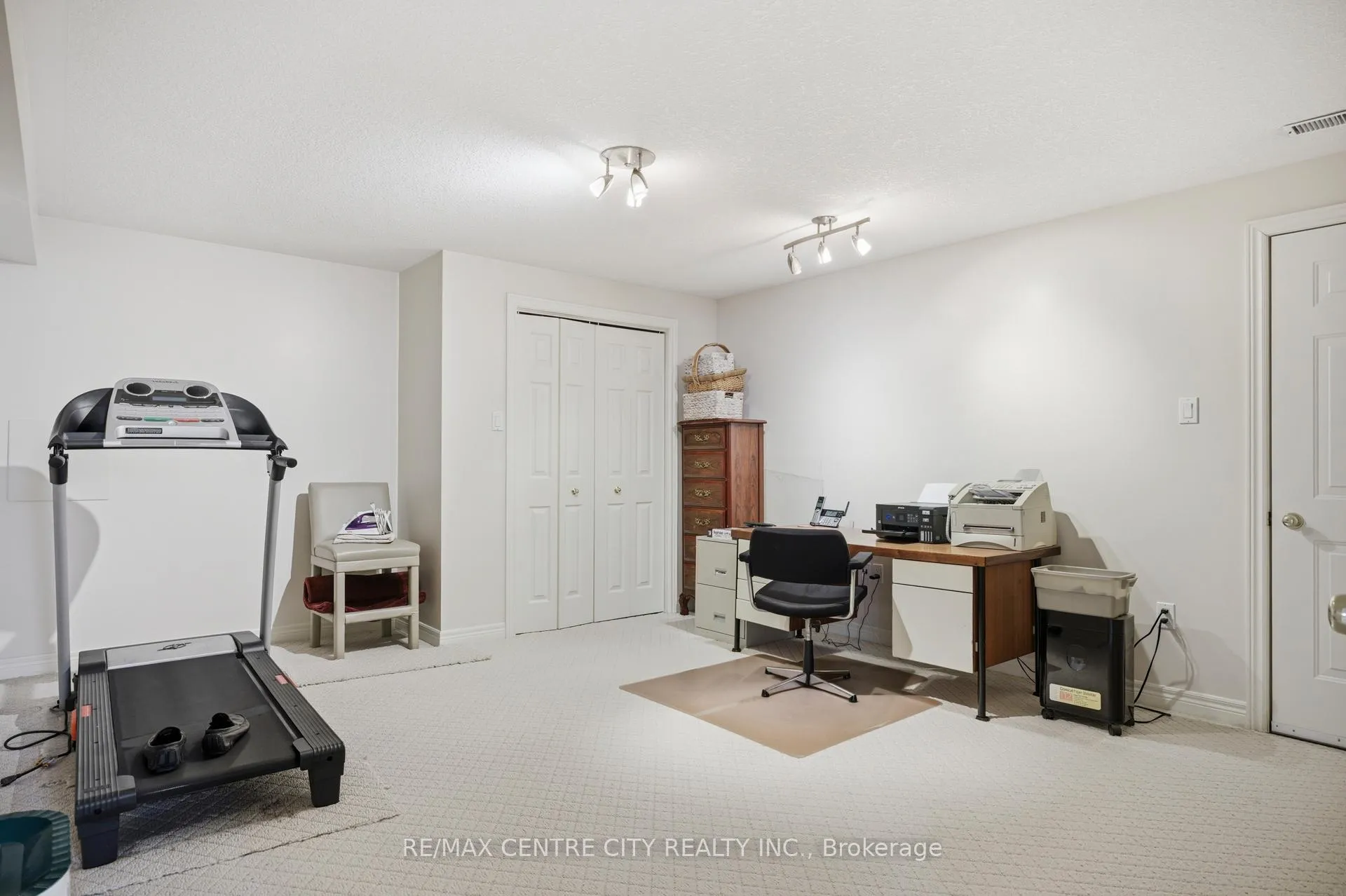 Photo 35 of 6 Huntington Terrace, St. Thomas — HOMEH