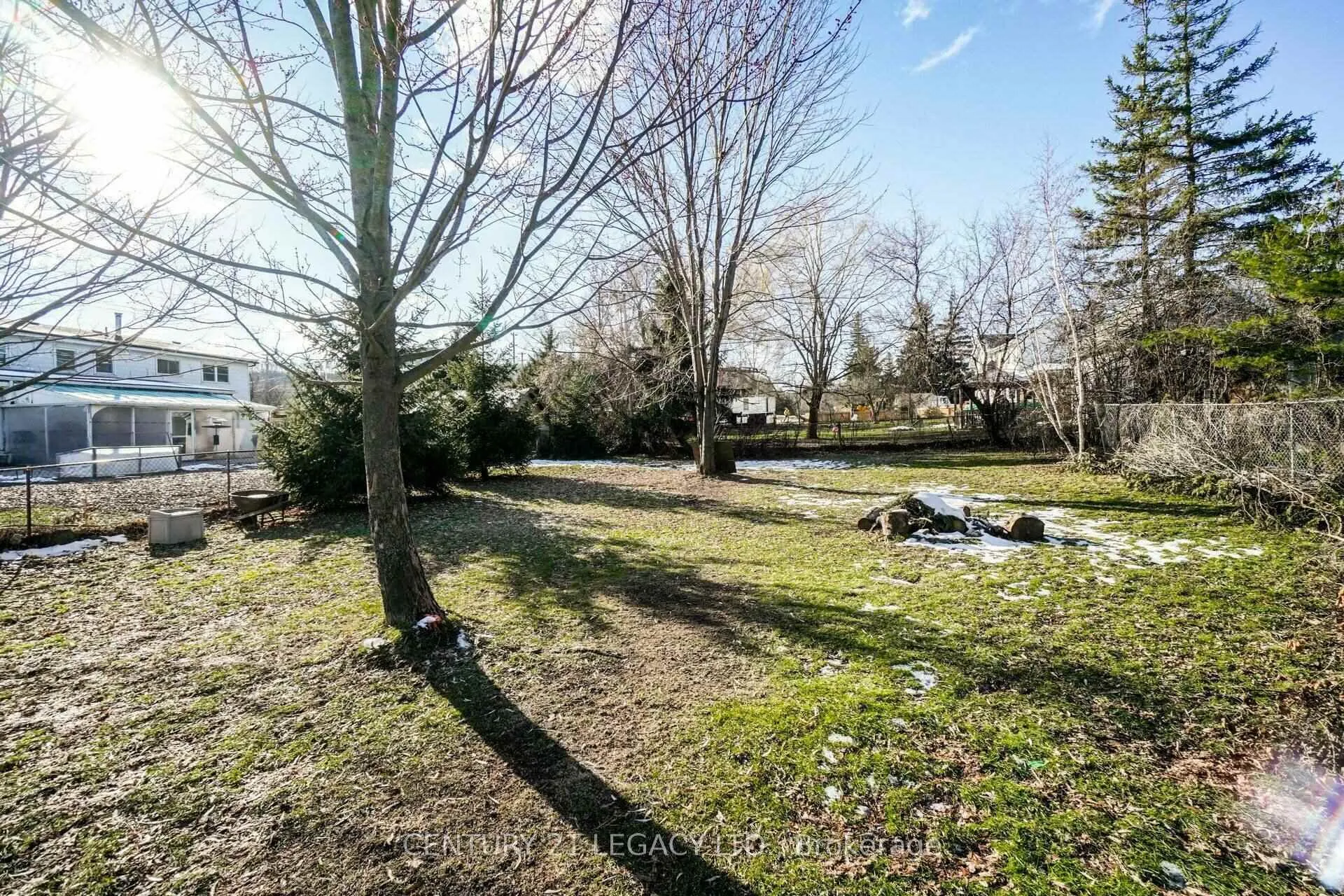 Photo 19 of 1 Milton Heights Crescent, Milton, Milton North — HOMEH