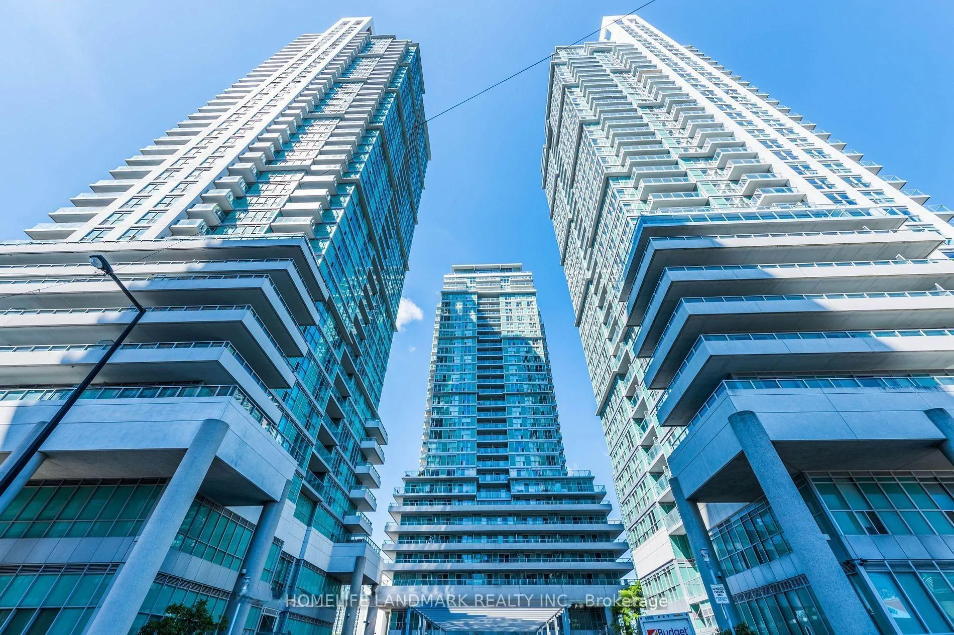 Front of Unit # 1705, 70 Town Centre Court