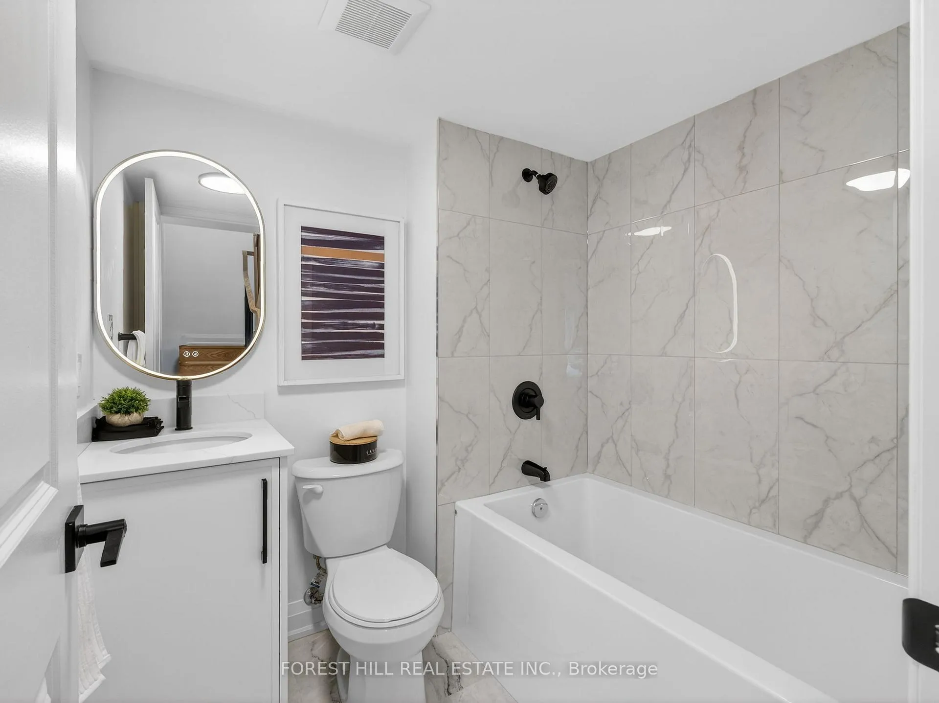 Photo 19 of Unit D, 1 Dunsmore Garden, North York, Clanton Park — HOMEH