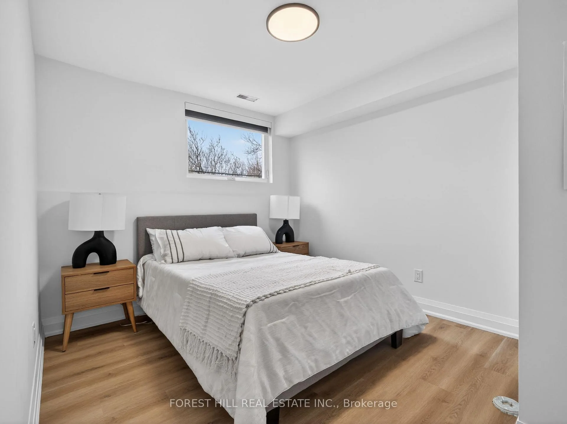 Photo 34 of Unit D, 1 Dunsmore Garden, North York, Clanton Park — HOMEH