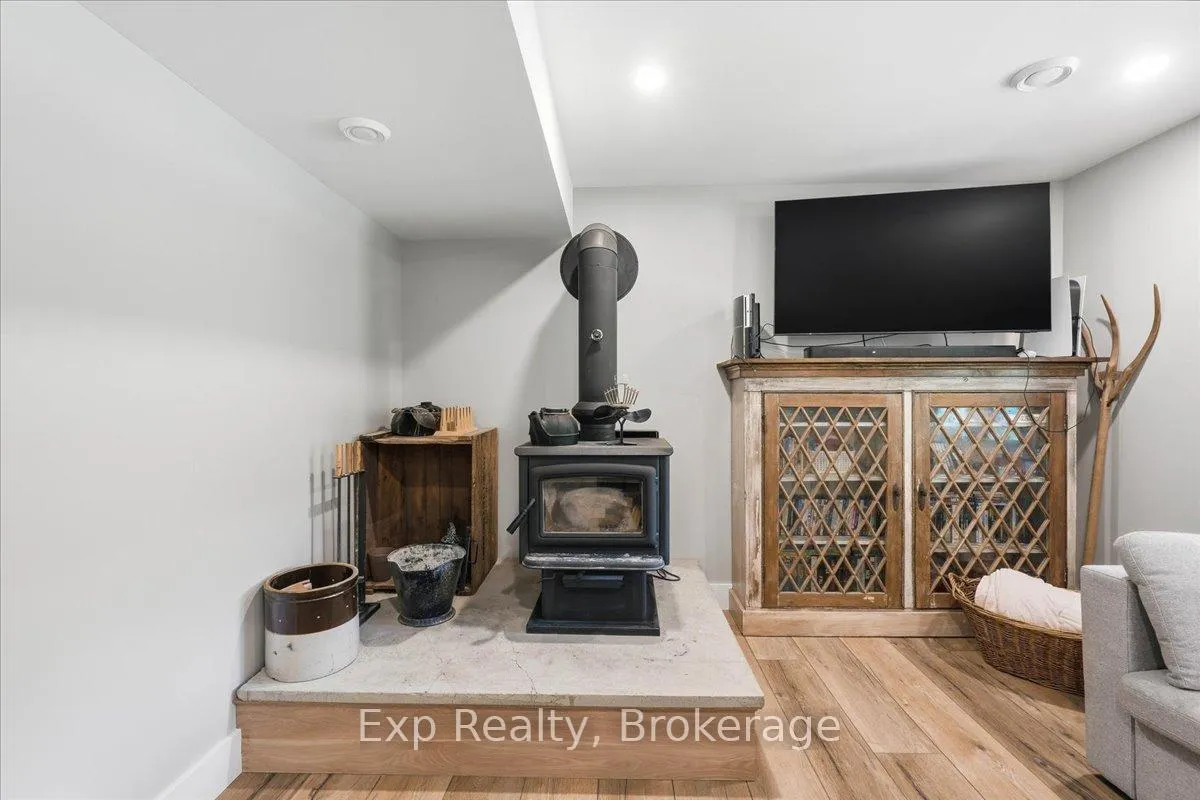 Photo 36 of 1296 Clearview Road, Belleville, Thurlow Ward — HOMEH