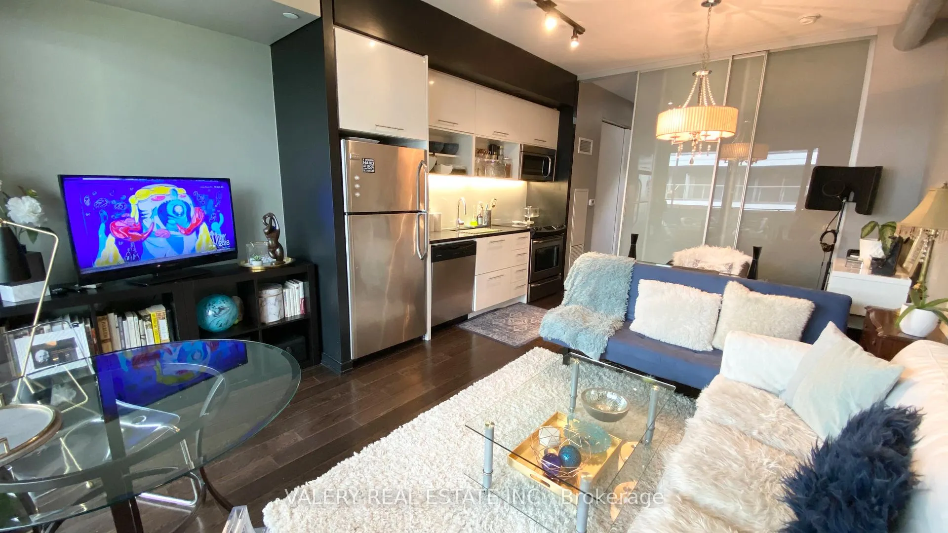 Photo 4 of Unit 431, 47 Lower River Street, Toronto, Moss Park — HOMEH