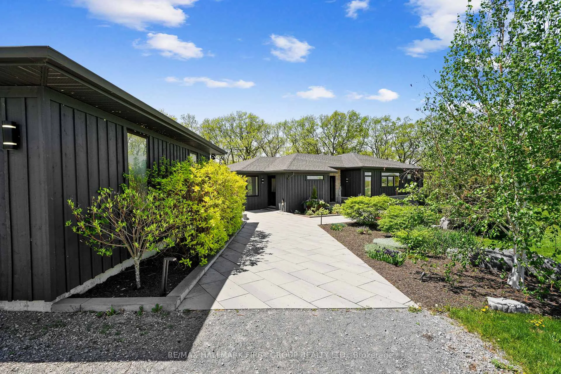 Photo 4 of 5206 Sully Road, Hamilton Township, Rural Hamilton — HOMEH