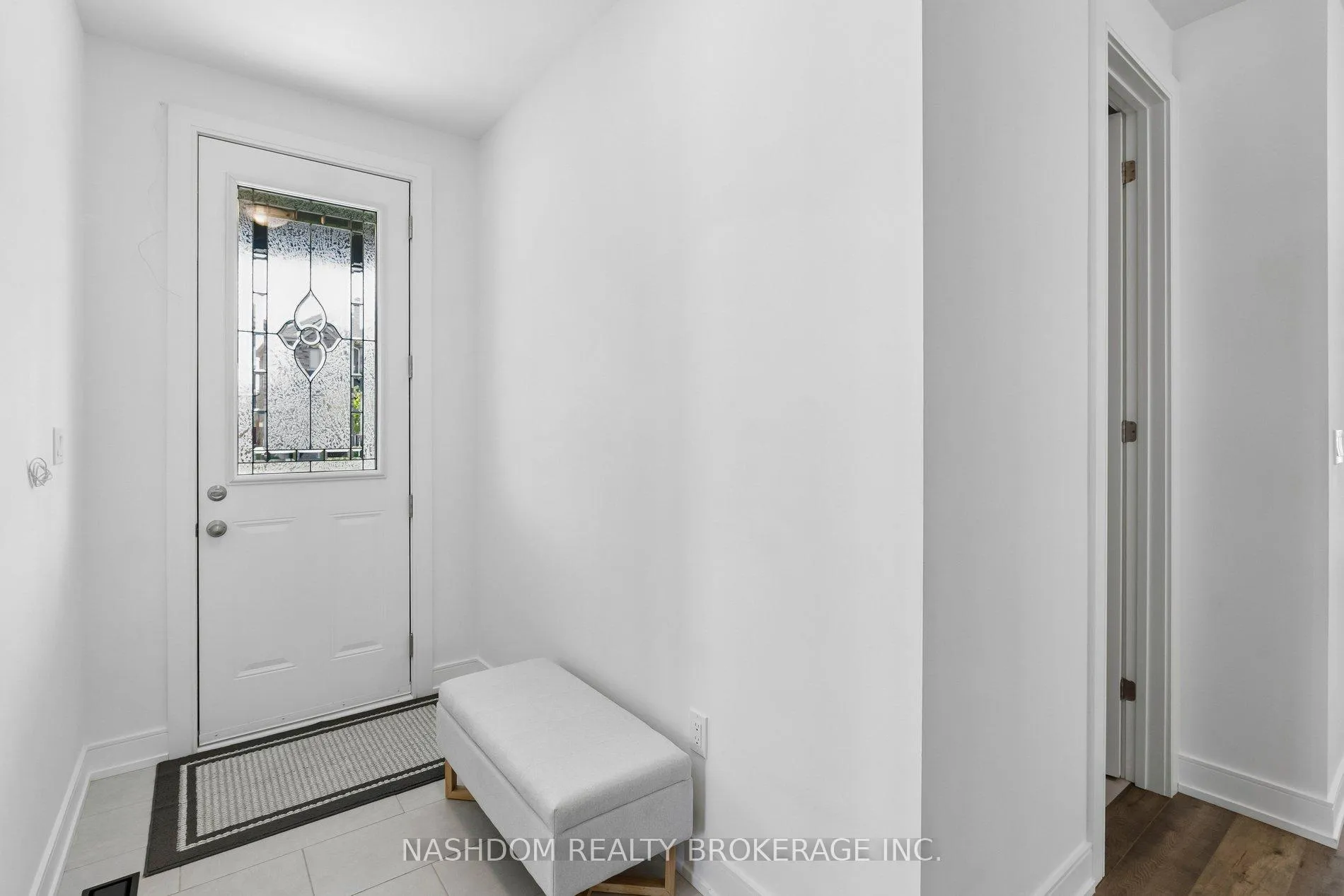 Photo 7 of 31 Seaton Crescent, Tillsonburg — HOMEH