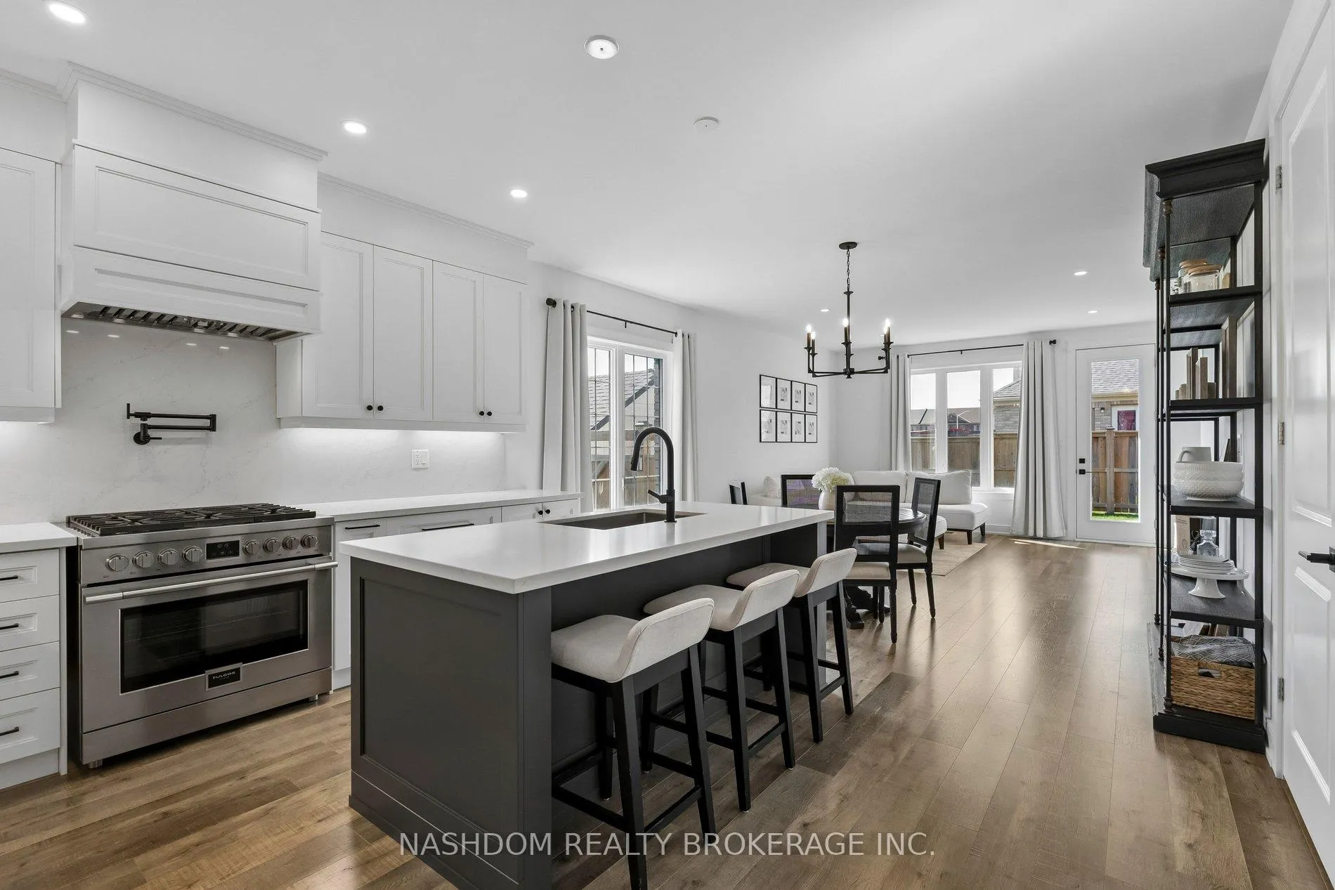 Photo 18 of 31 Seaton Crescent, Tillsonburg — HOMEH
