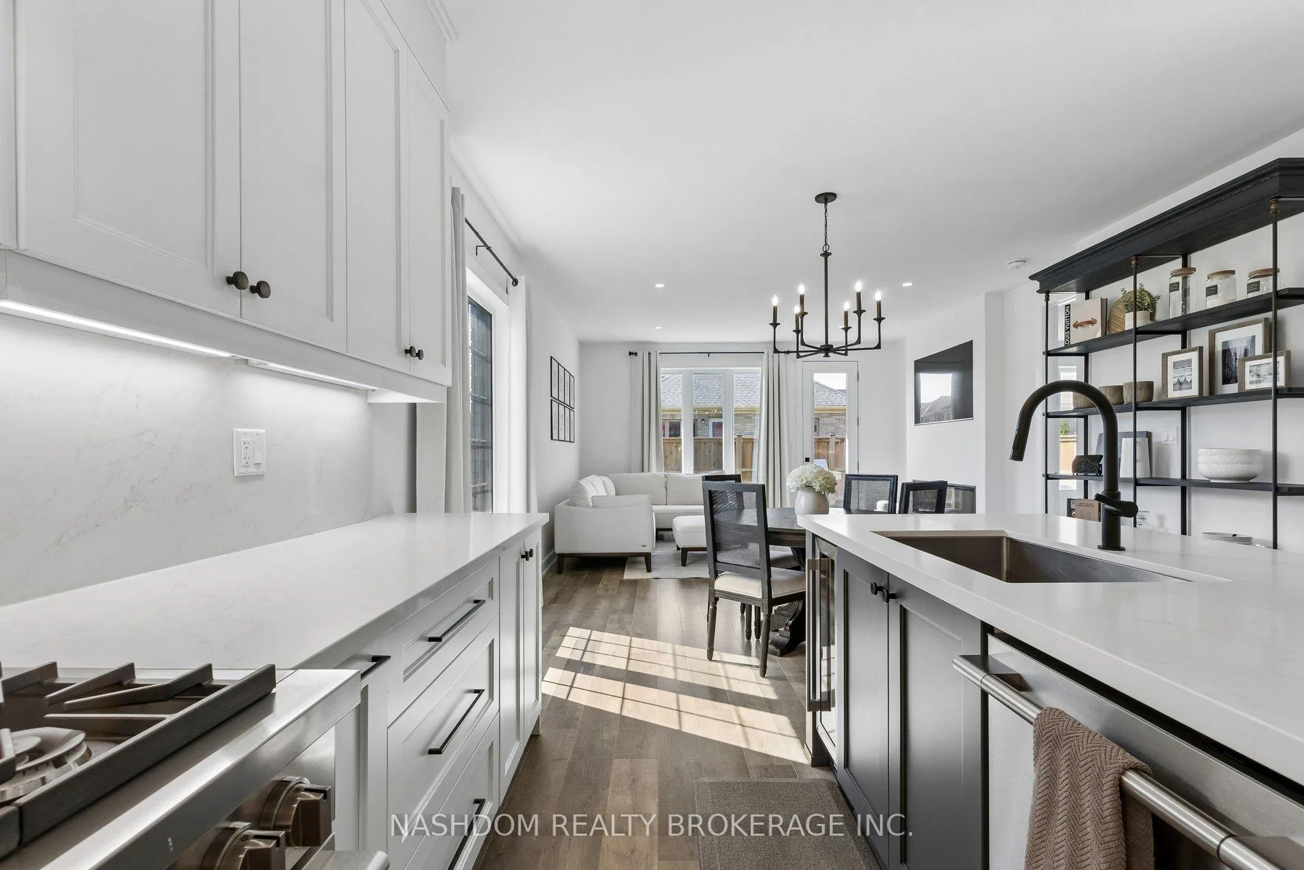 Photo 22 of 31 Seaton Crescent, Tillsonburg — HOMEH