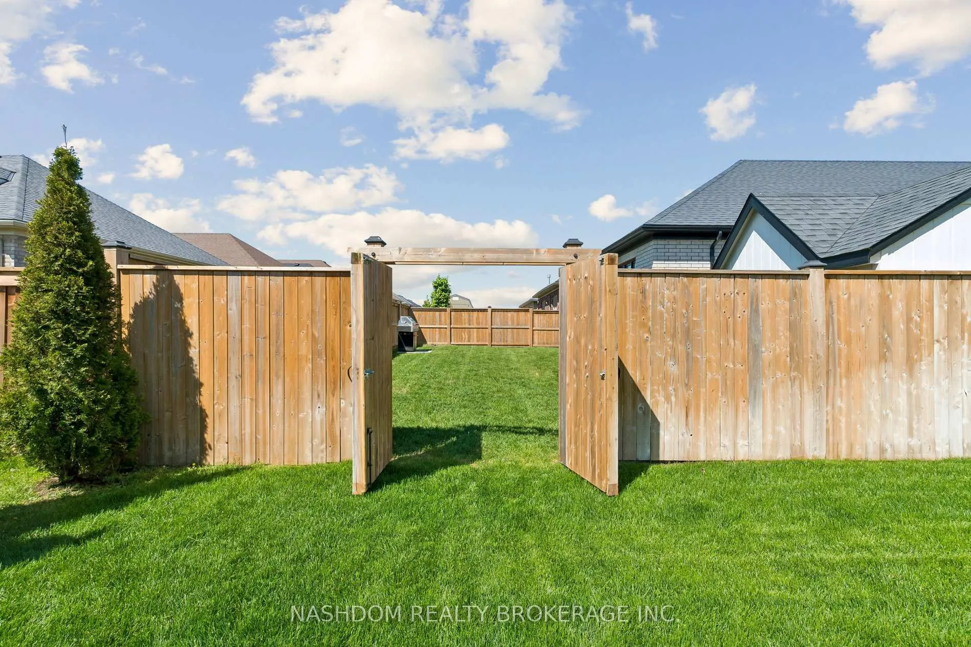 Photo 46 of 31 Seaton Crescent, Tillsonburg — HOMEH