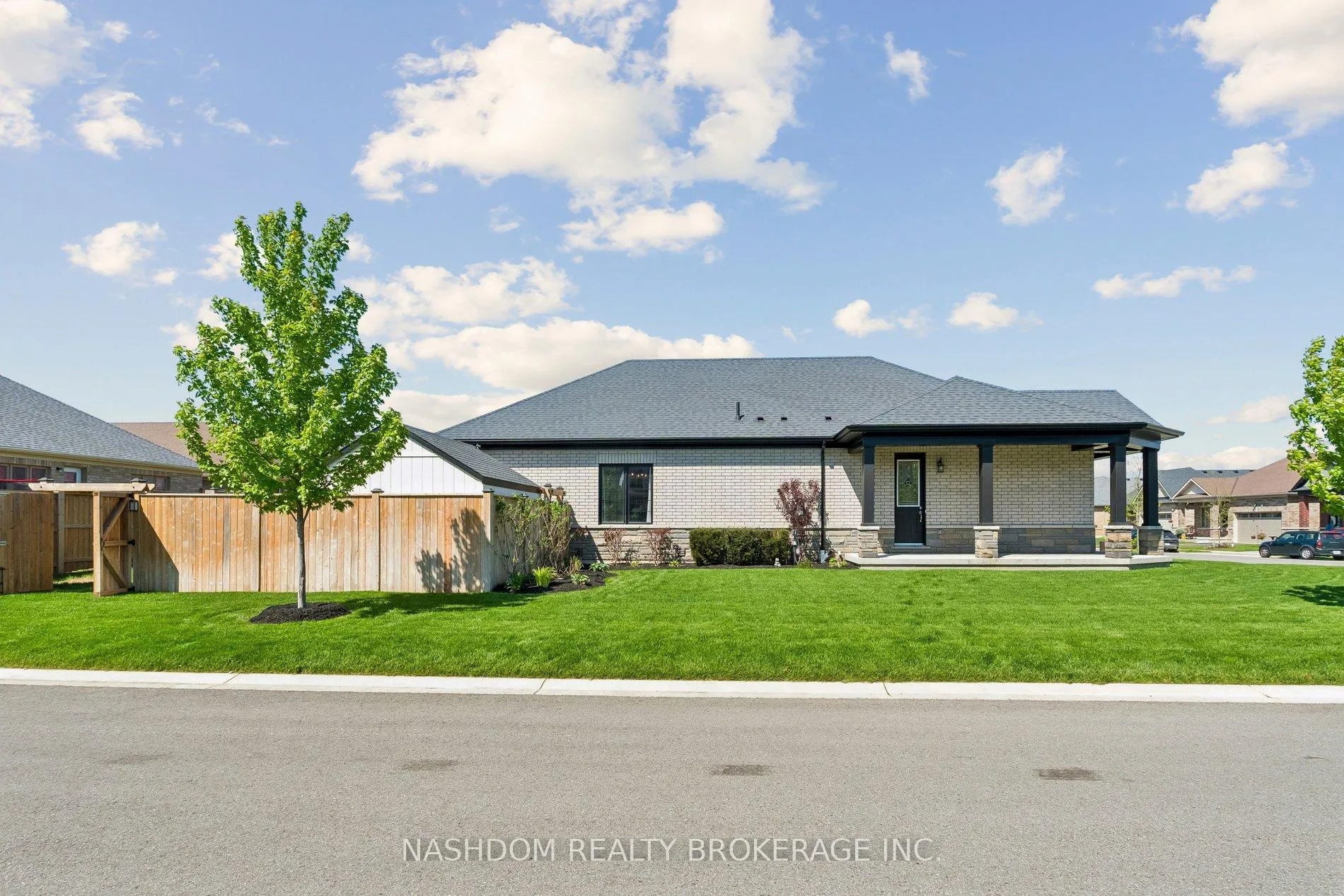 Photo 49 of 31 Seaton Crescent, Tillsonburg — HOMEH
