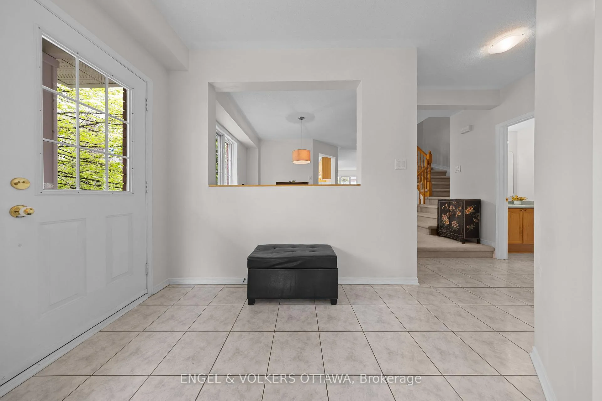 Photo 4 of 23 Cambray Lane, Ottawa, Kanata - Beaverbrook — HOMEH