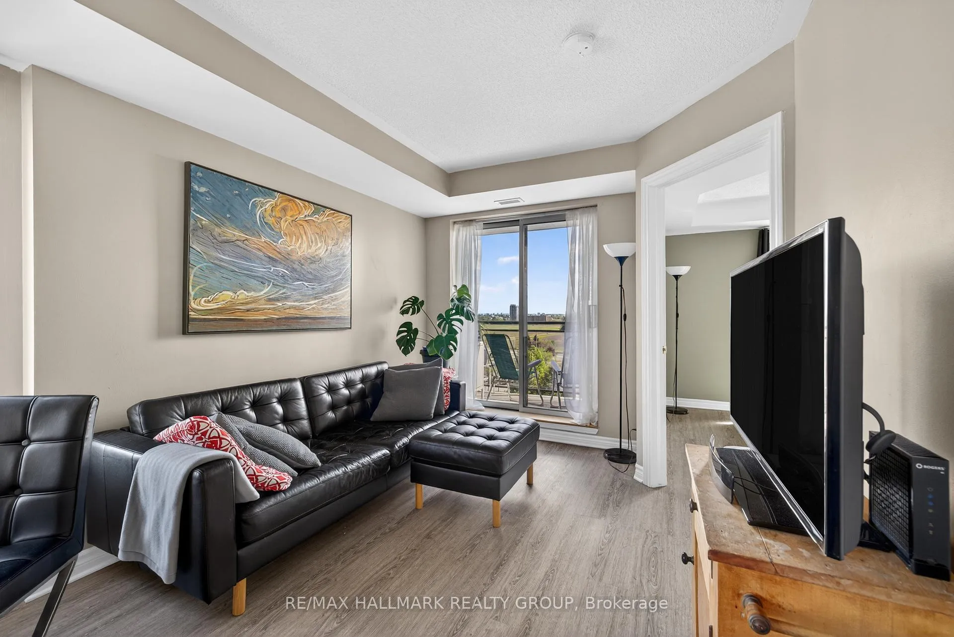 Photo 13 of Unit 6B, 310 Central Park Drive, Ottawa, Central Park — HOMEH