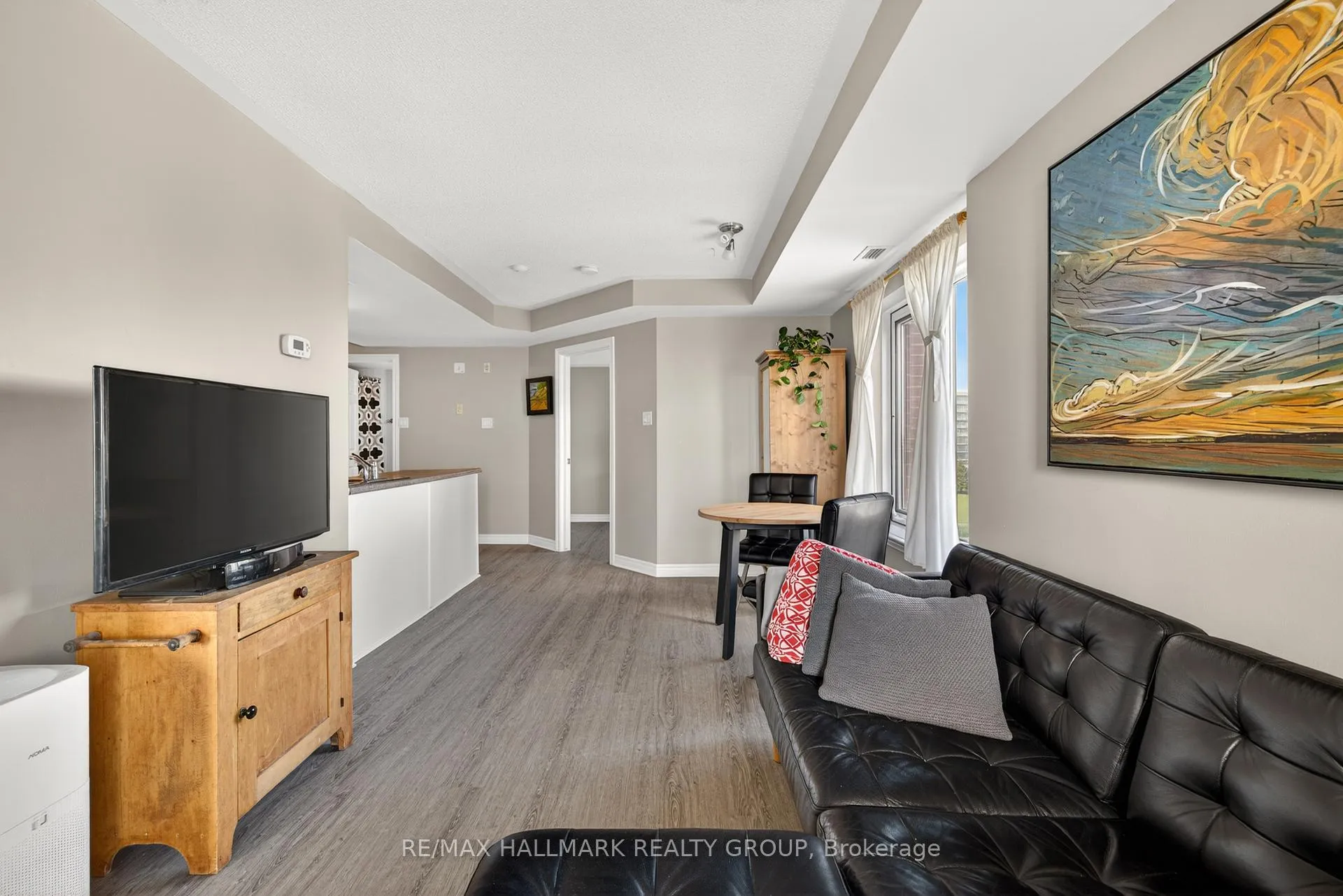 Photo 16 of Unit 6B, 310 Central Park Drive, Ottawa, Central Park — HOMEH