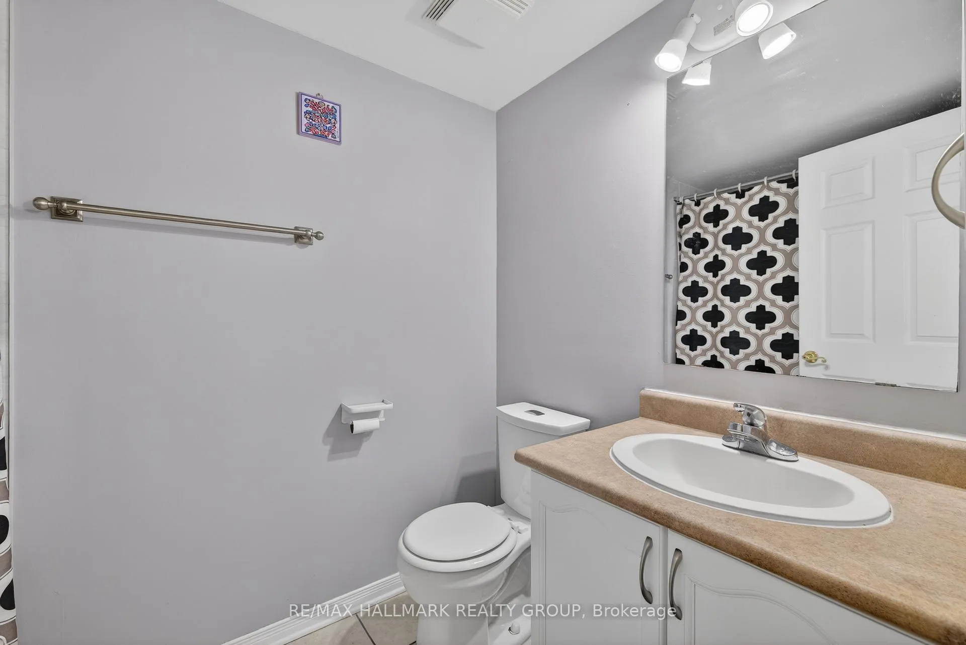 Photo 29 of Unit 6B, 310 Central Park Drive, Ottawa, Central Park — HOMEH