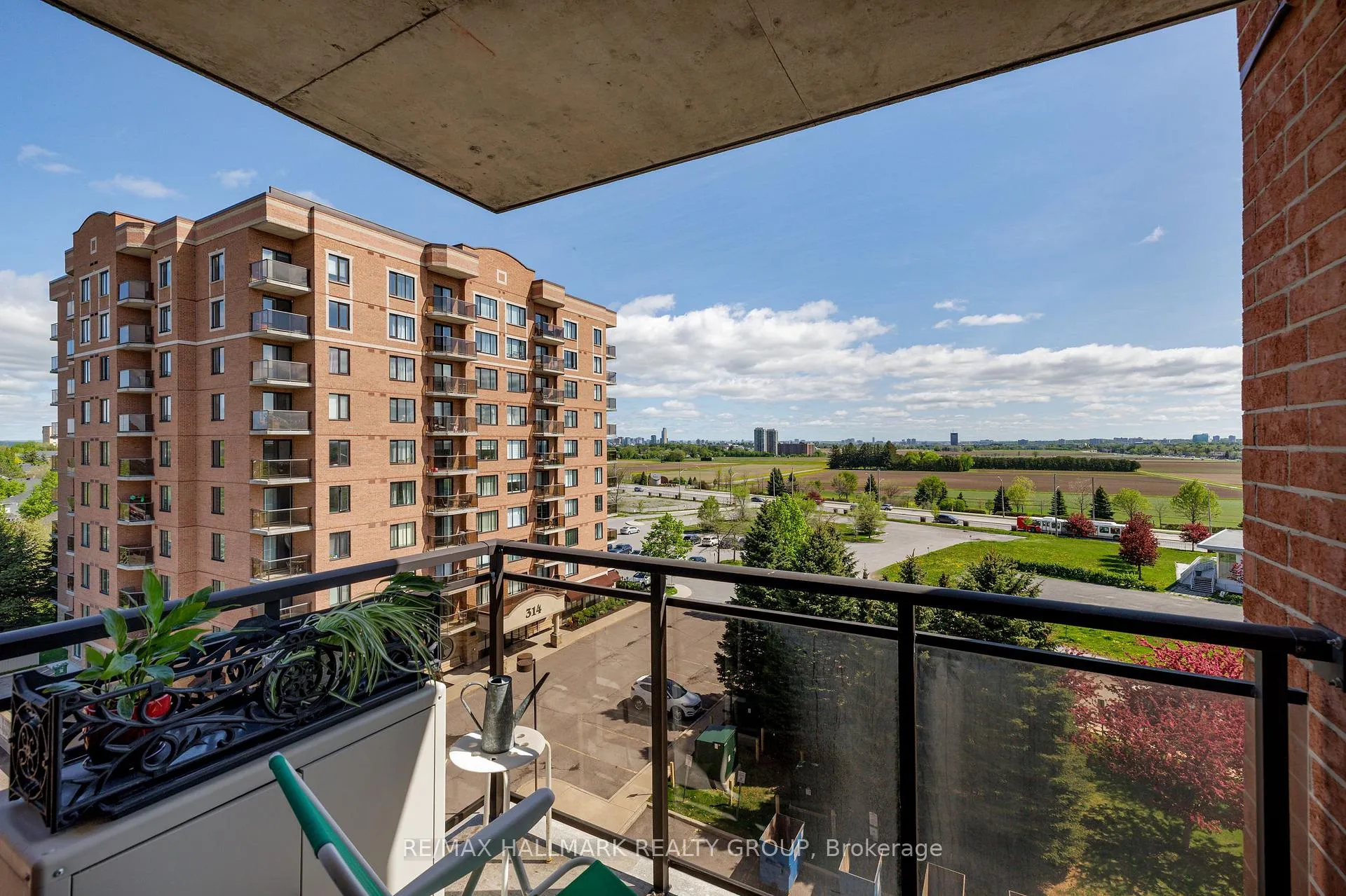 Photo 30 of Unit 6B, 310 Central Park Drive, Ottawa, Central Park — HOMEH