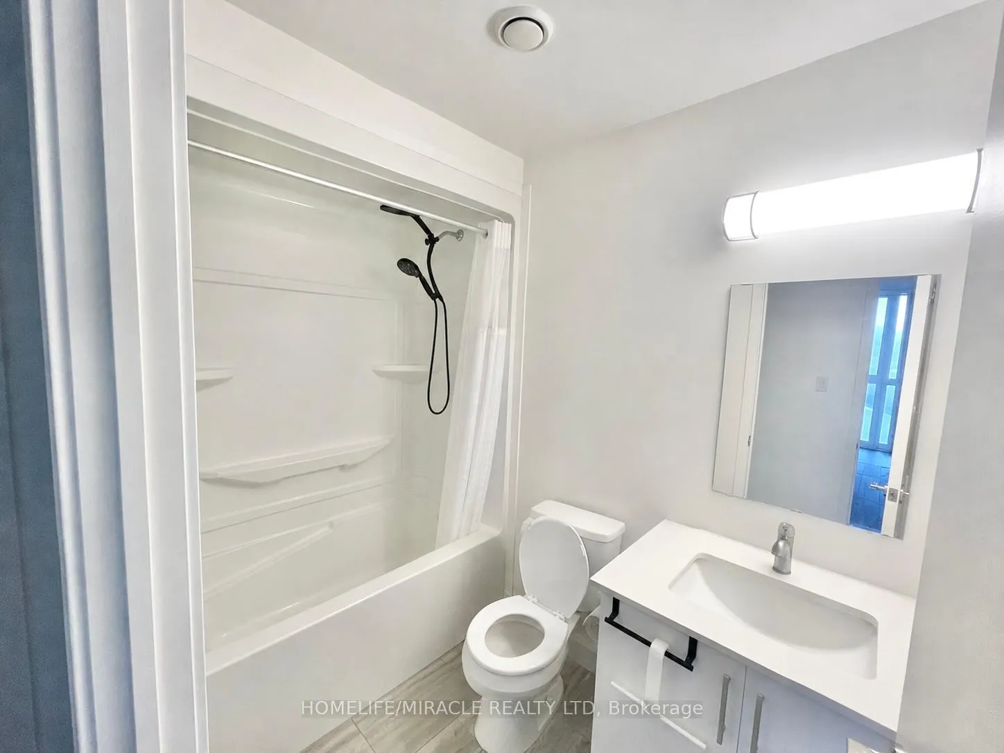 Photo 8 of Unit 607, 128 King Street N, Waterloo, Downtown Waterloo — HOMEH