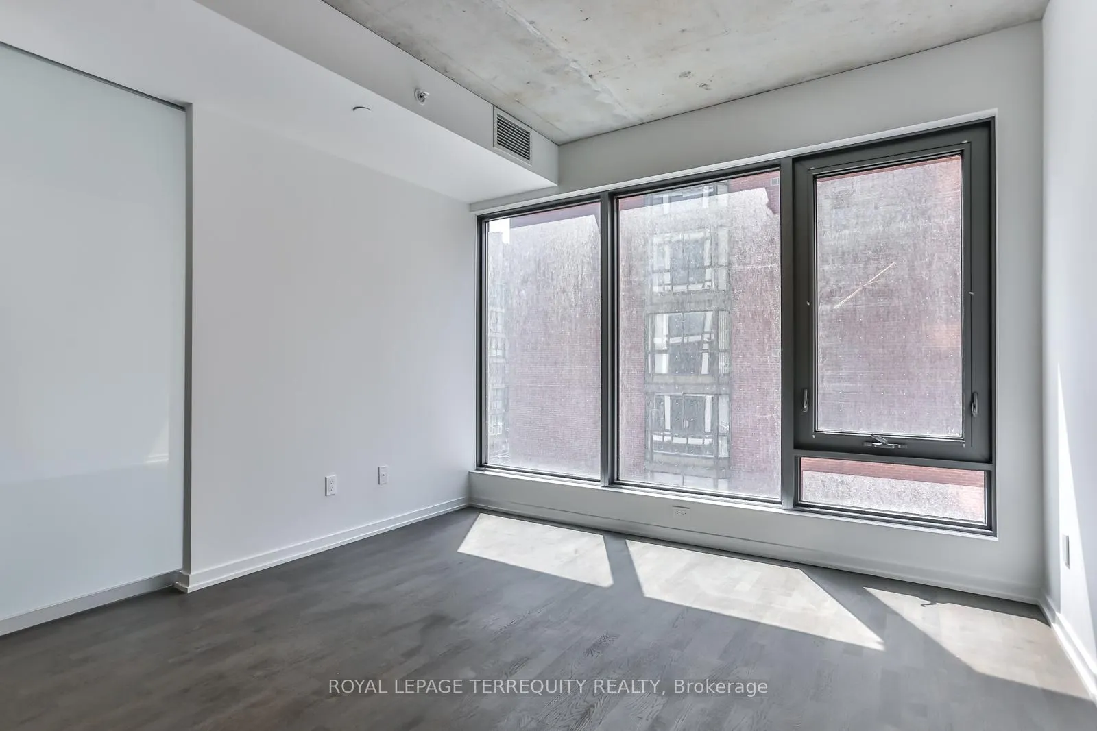 Photo 7 of Unit 313, 60 Colborne Street, Toronto, Church-Yonge Corridor — HOMEH