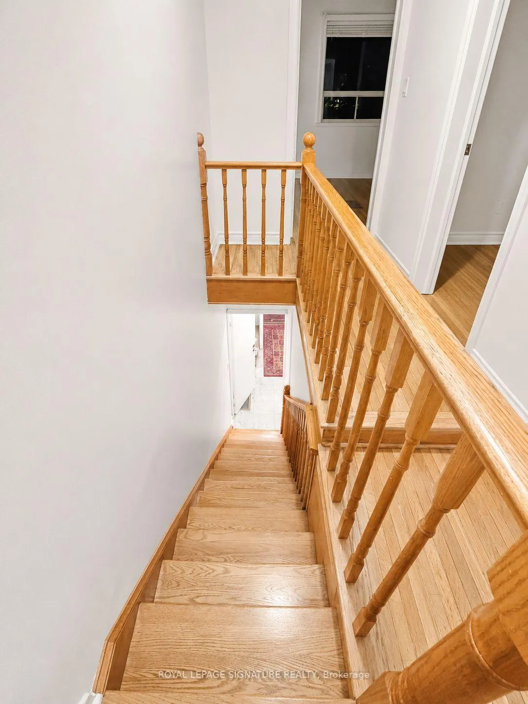 Photo 3 of Unit Upper, 396 Crawford Street, Toronto, Trinity-Bellwoods — HOMEH