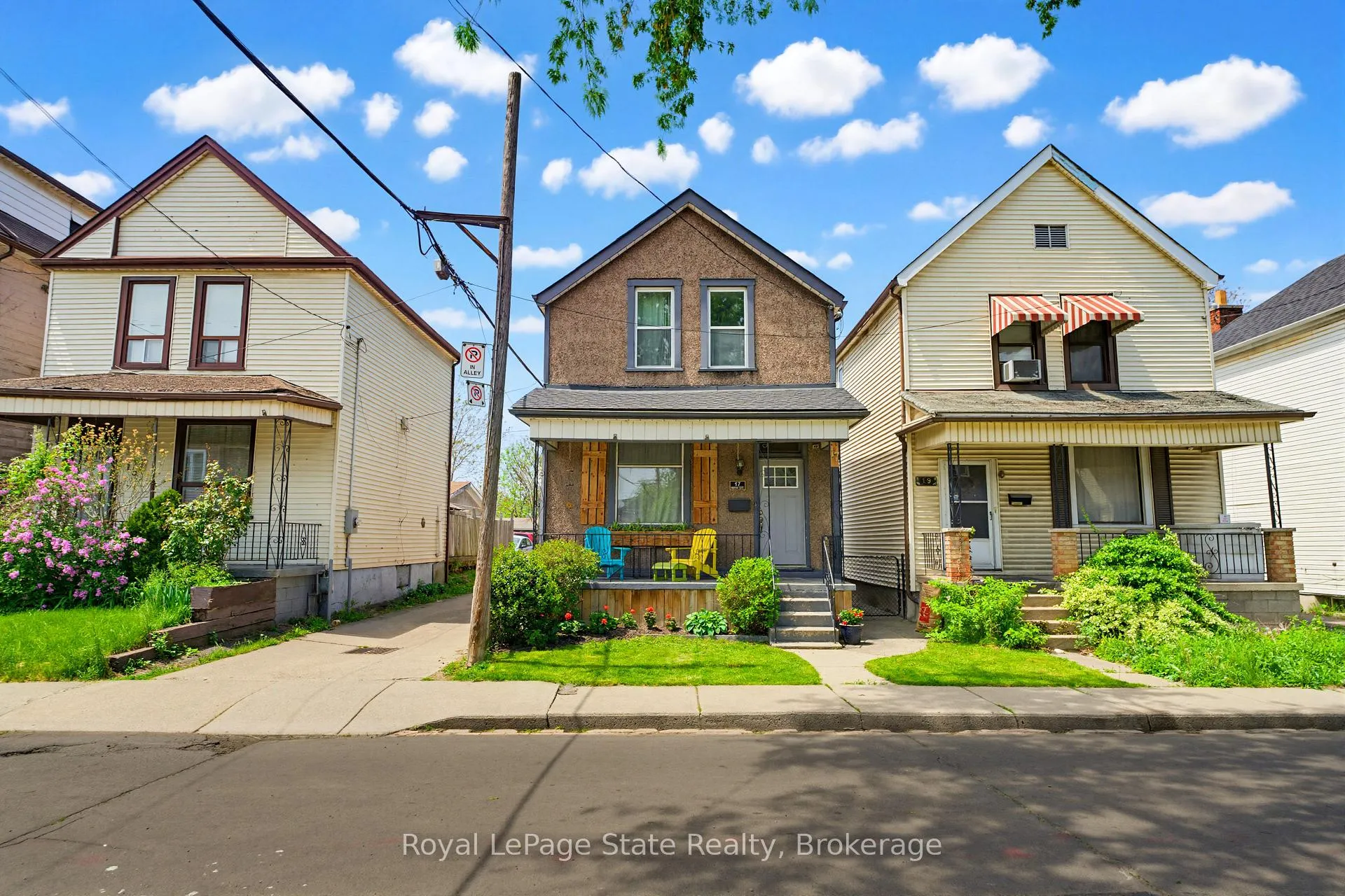 Photo 1 of 17 Minto Avenue, Hamilton, Gibson — HOMEH
