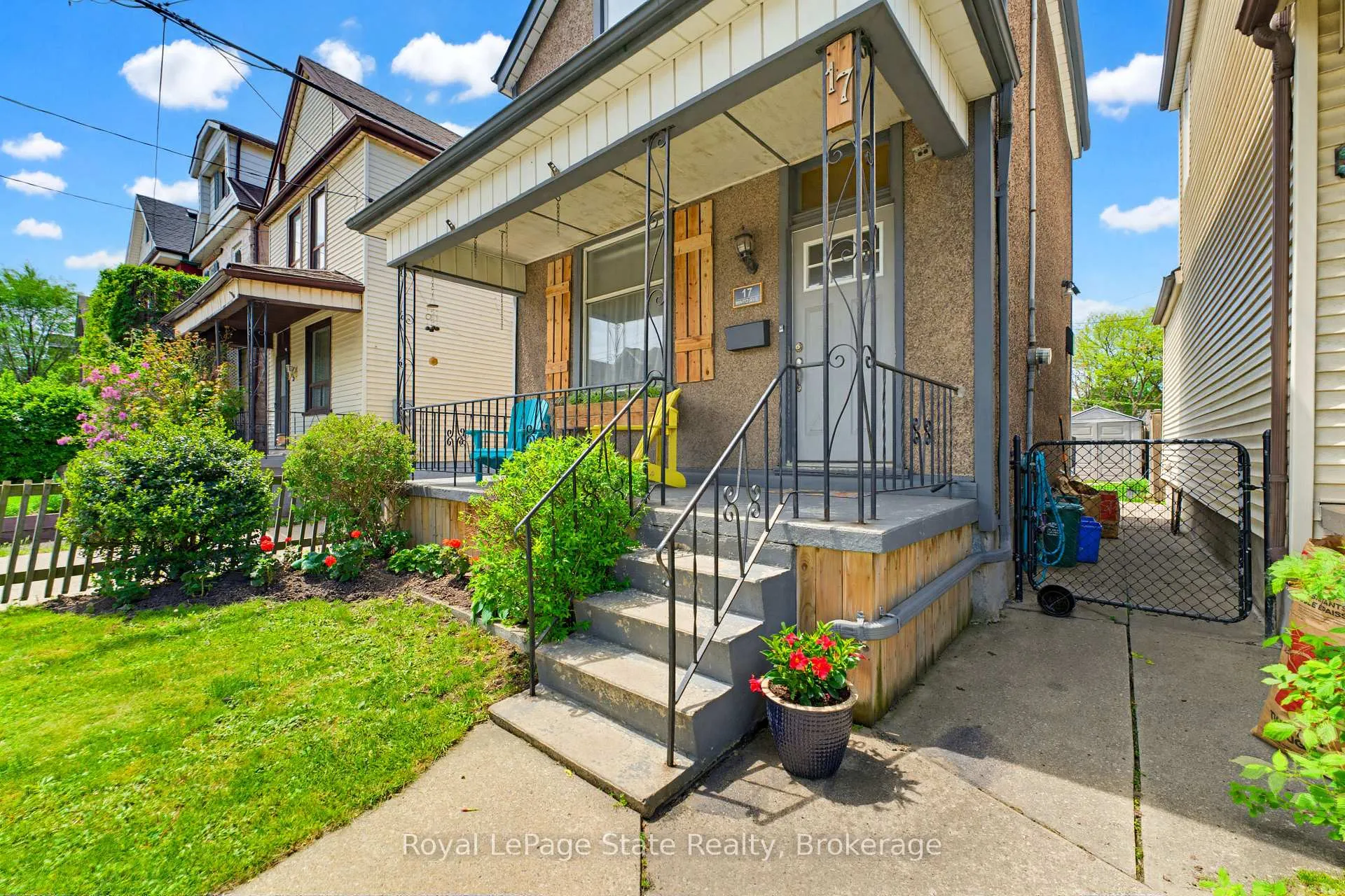 Photo 4 of 17 Minto Avenue, Hamilton, Gibson — HOMEH