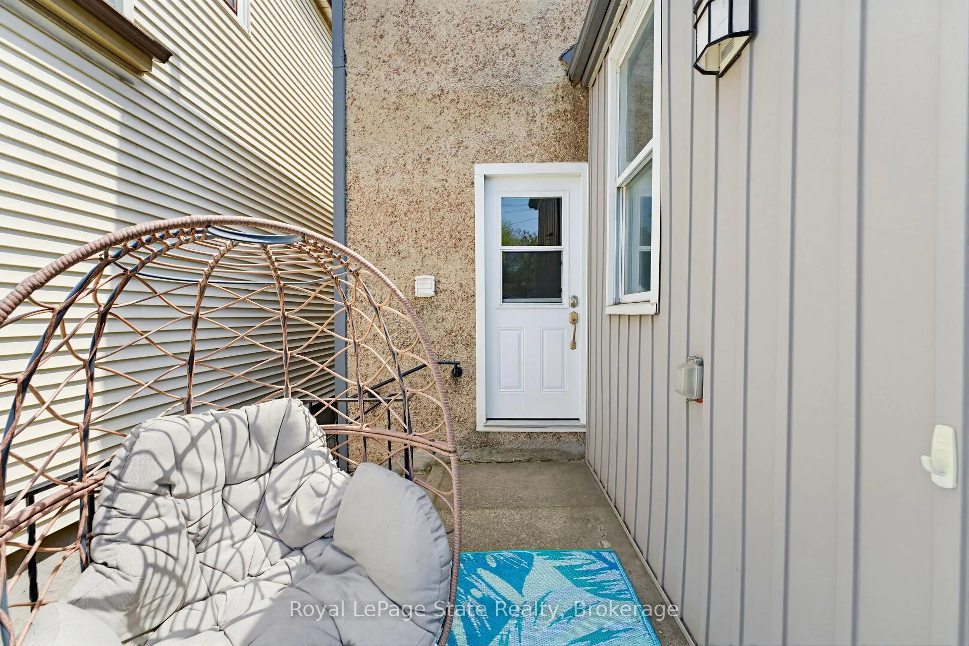 Photo 12 of 17 Minto Avenue, Hamilton, Gibson — HOMEH