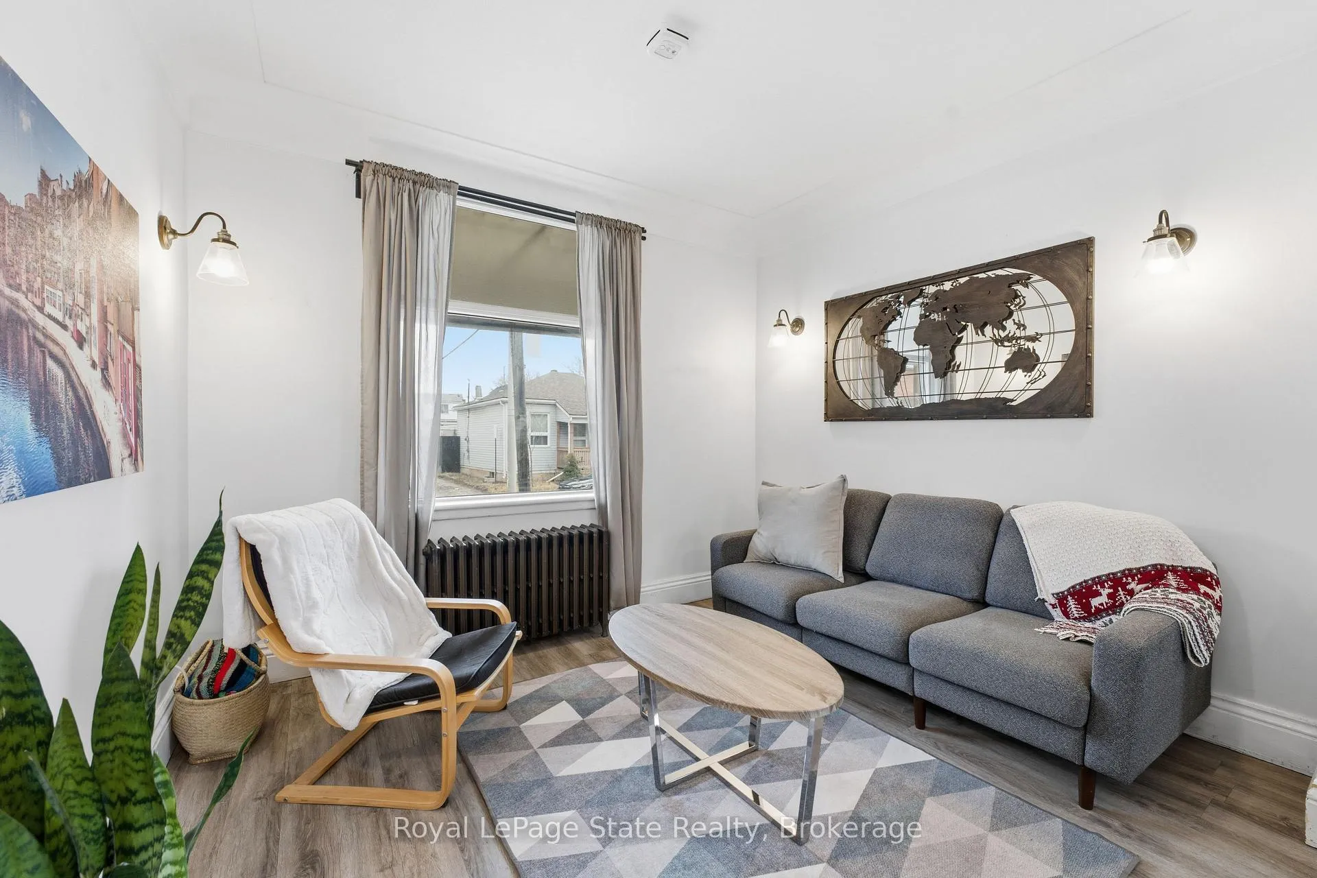 Photo 21 of 17 Minto Avenue, Hamilton, Gibson — HOMEH