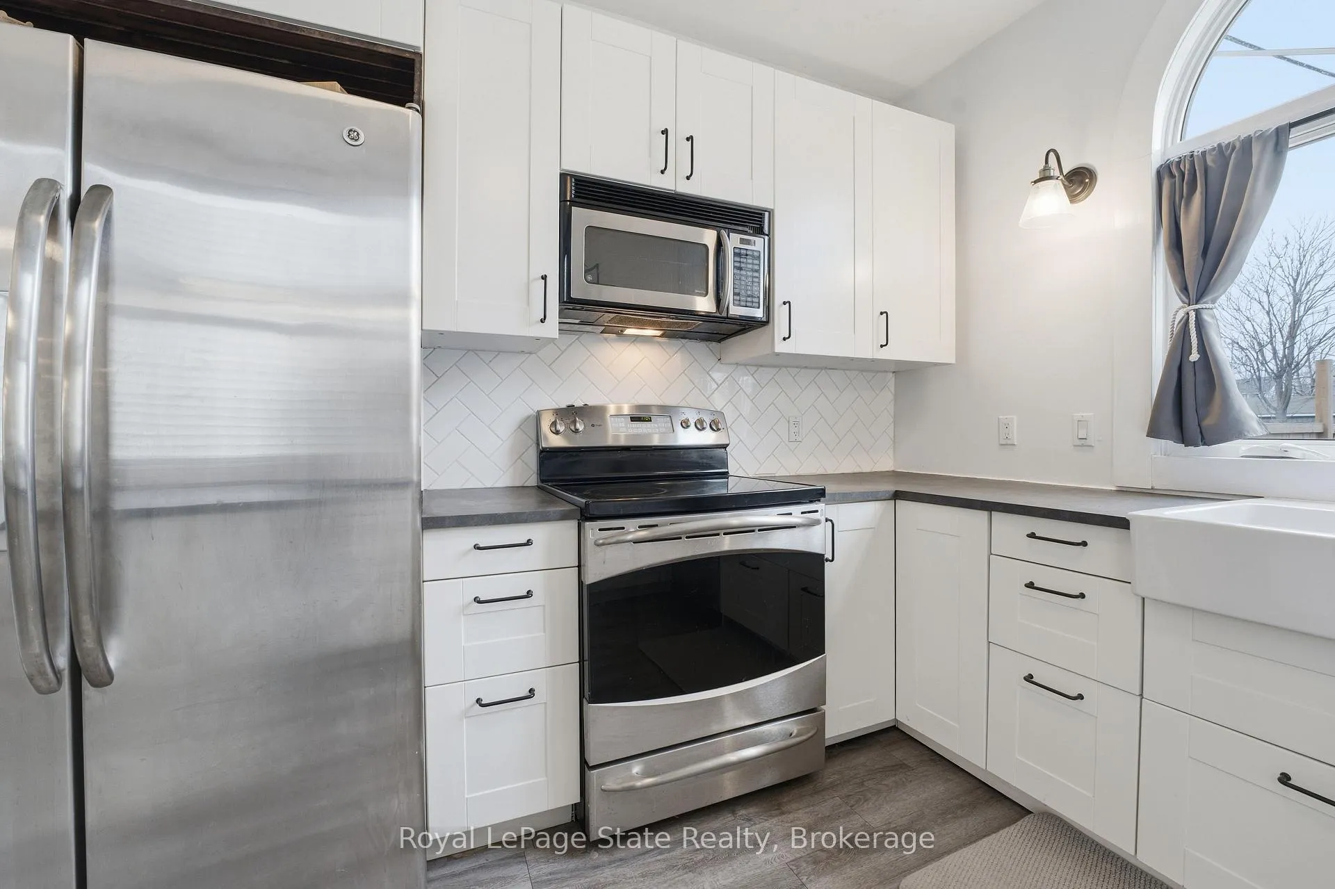 Photo 25 of 17 Minto Avenue, Hamilton, Gibson — HOMEH