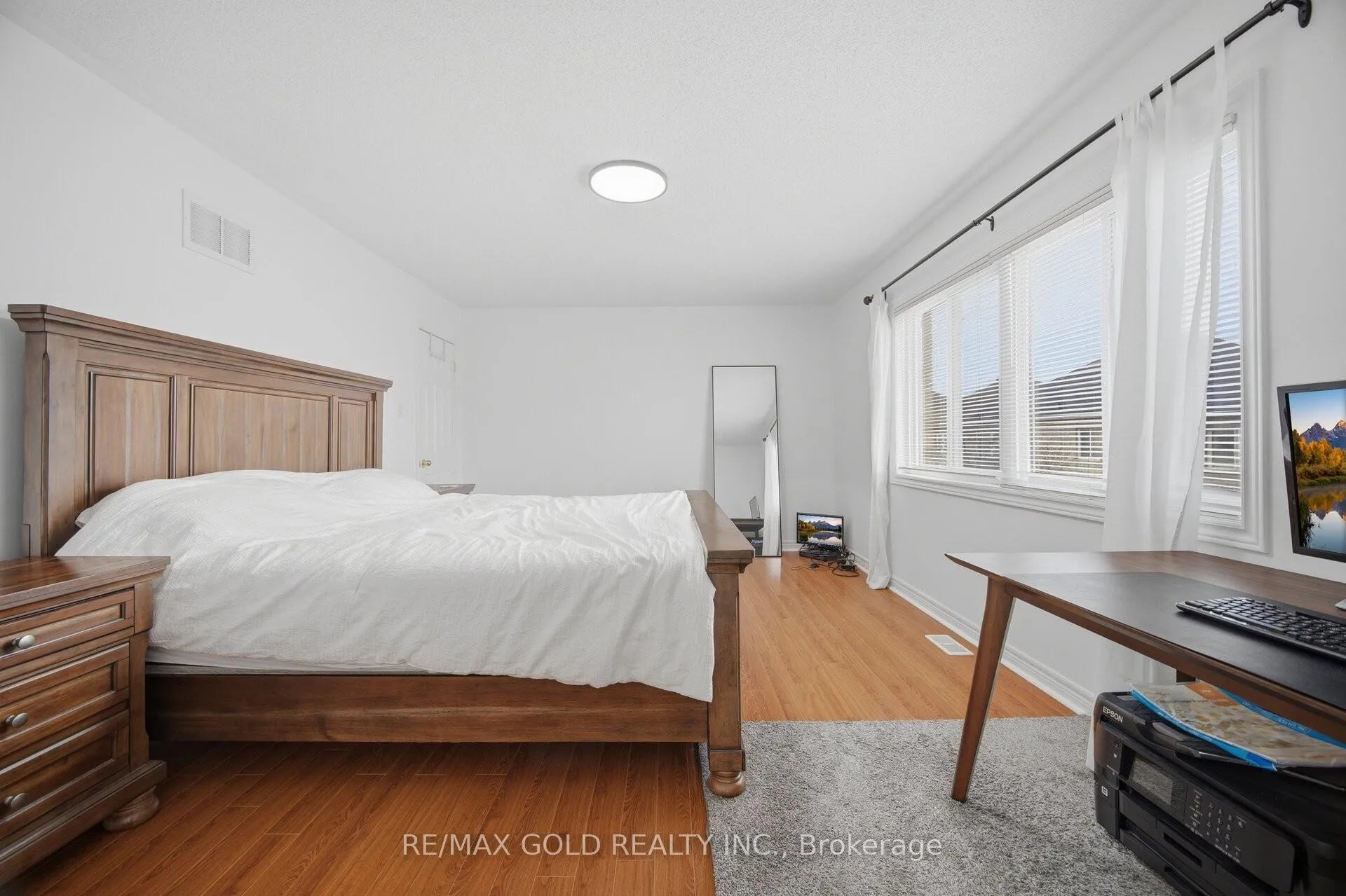 Photo 12 of 52 Watsonbrook Drive, Brampton, Sandringham-Wellington — HOMEH
