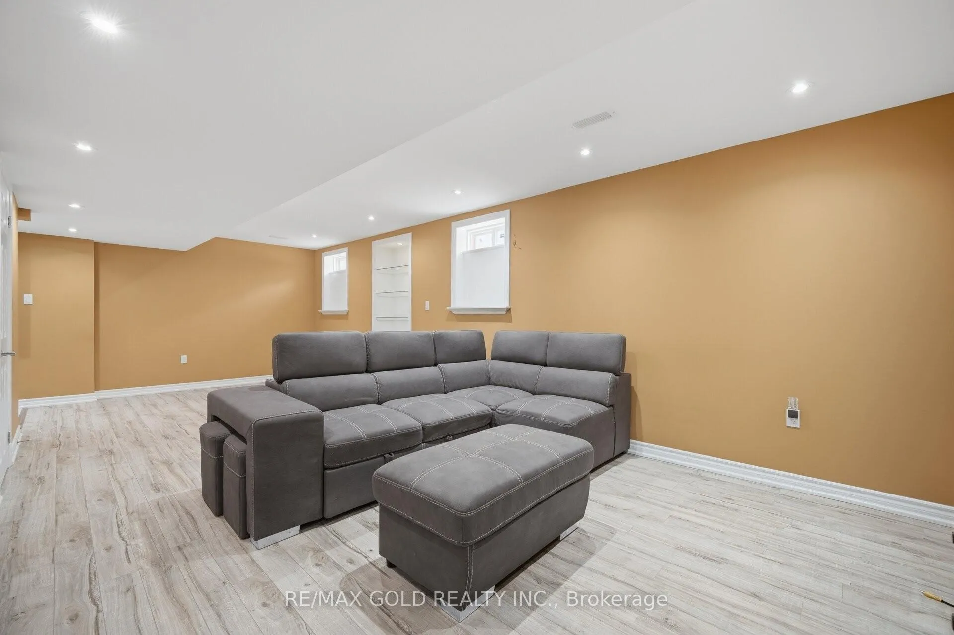 Photo 20 of 52 Watsonbrook Drive, Brampton, Sandringham-Wellington — HOMEH