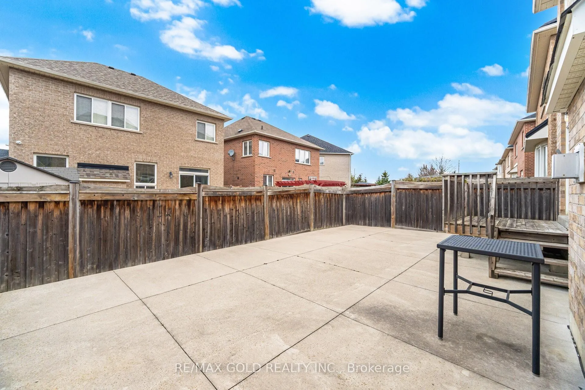 Photo 27 of 52 Watsonbrook Drive, Brampton, Sandringham-Wellington — HOMEH
