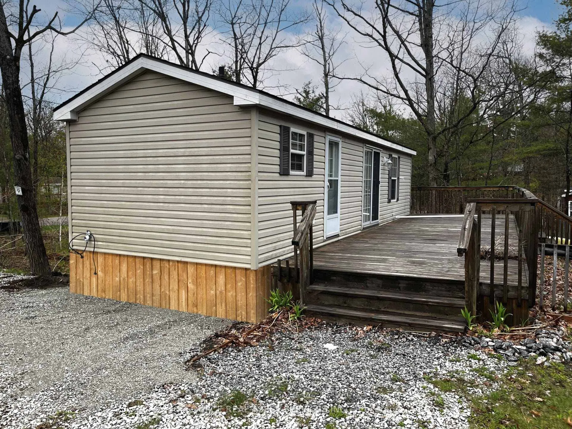 Photo of Unit MOR09, 1336 S Morrison Lake Road